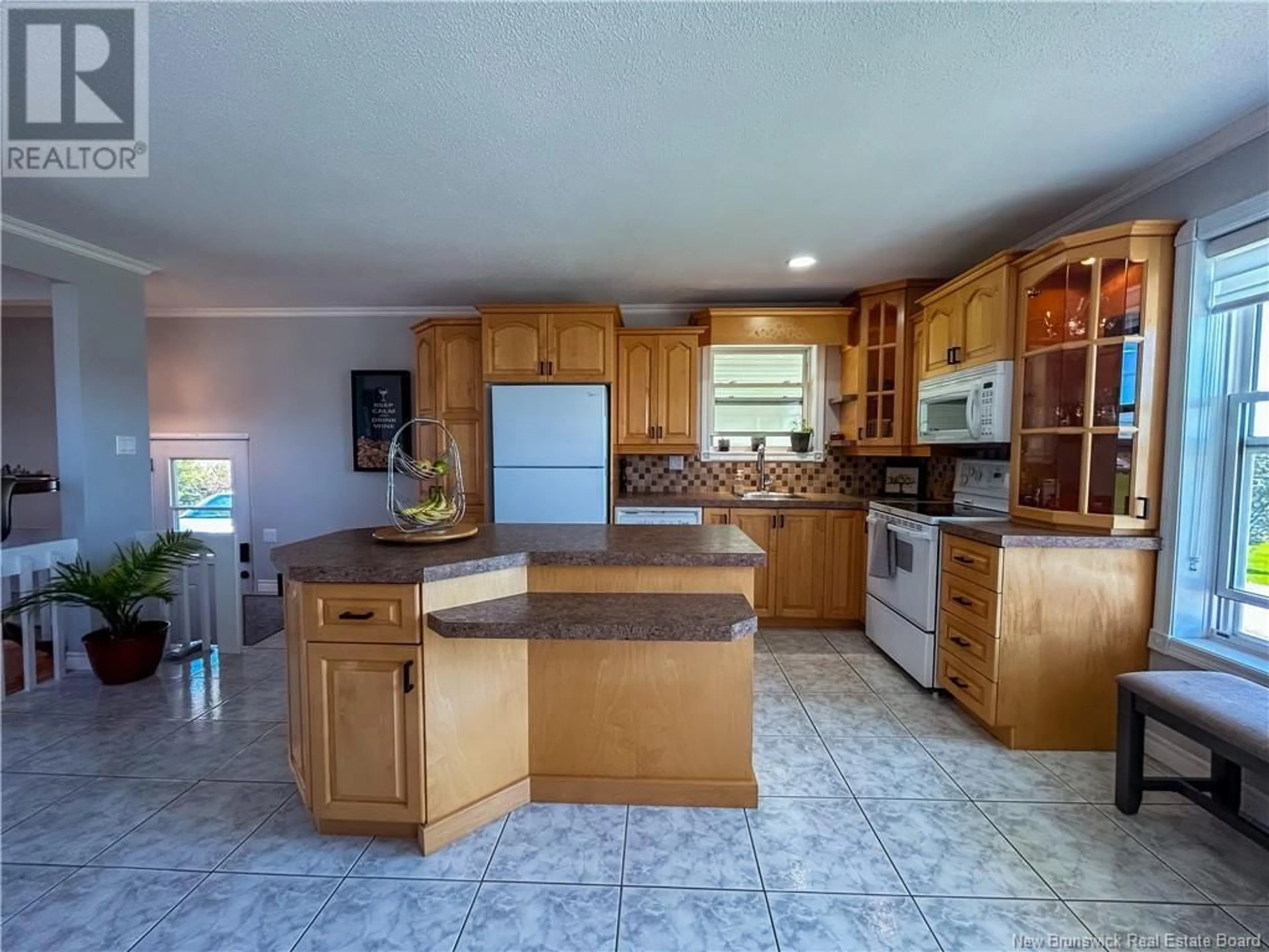Open concept kitchen, ceramic/tile floor for 2187 MCKENDRICK CHEMIN, Val-D'amour New Brunswick E3N5K3