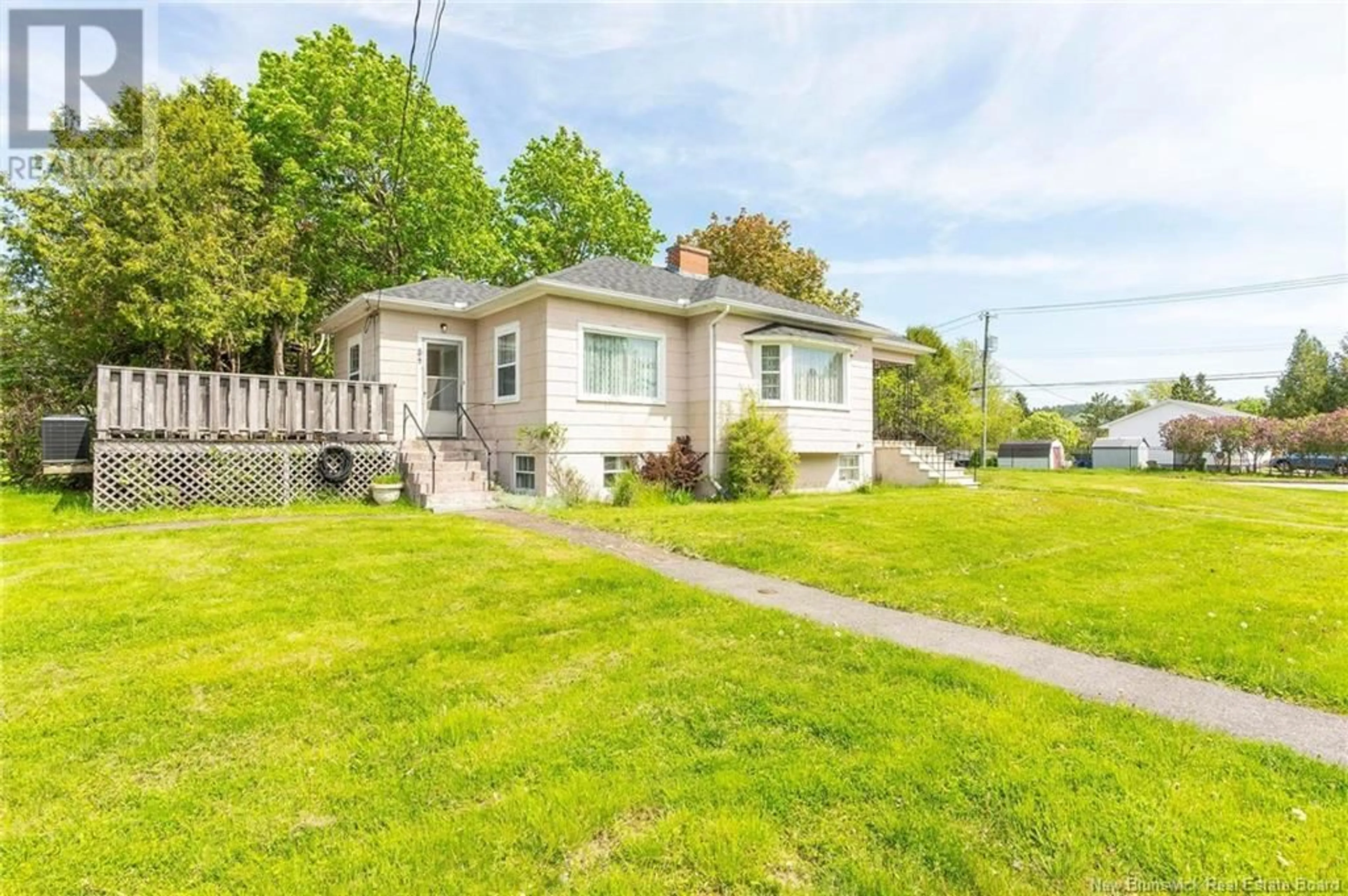 A pic from outside/outdoor area/front of a property/back of a property/a pic from drone, street for 84 MEADOWBANK AVENUE, Saint John New Brunswick E2K2C8