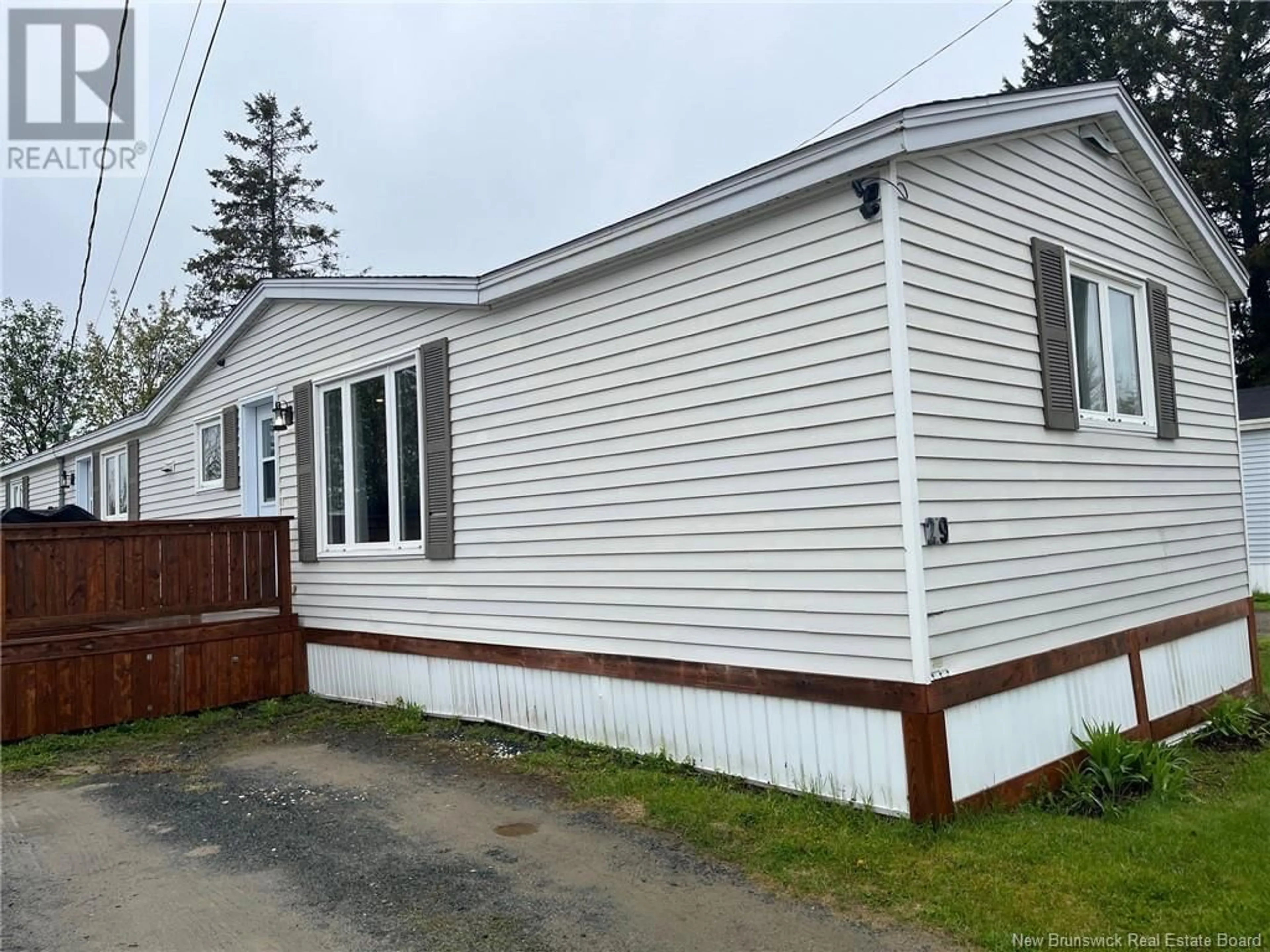 Home with vinyl exterior material, street for 29 DOROTHY LANE, Miramichi New Brunswick E1N3Z7
