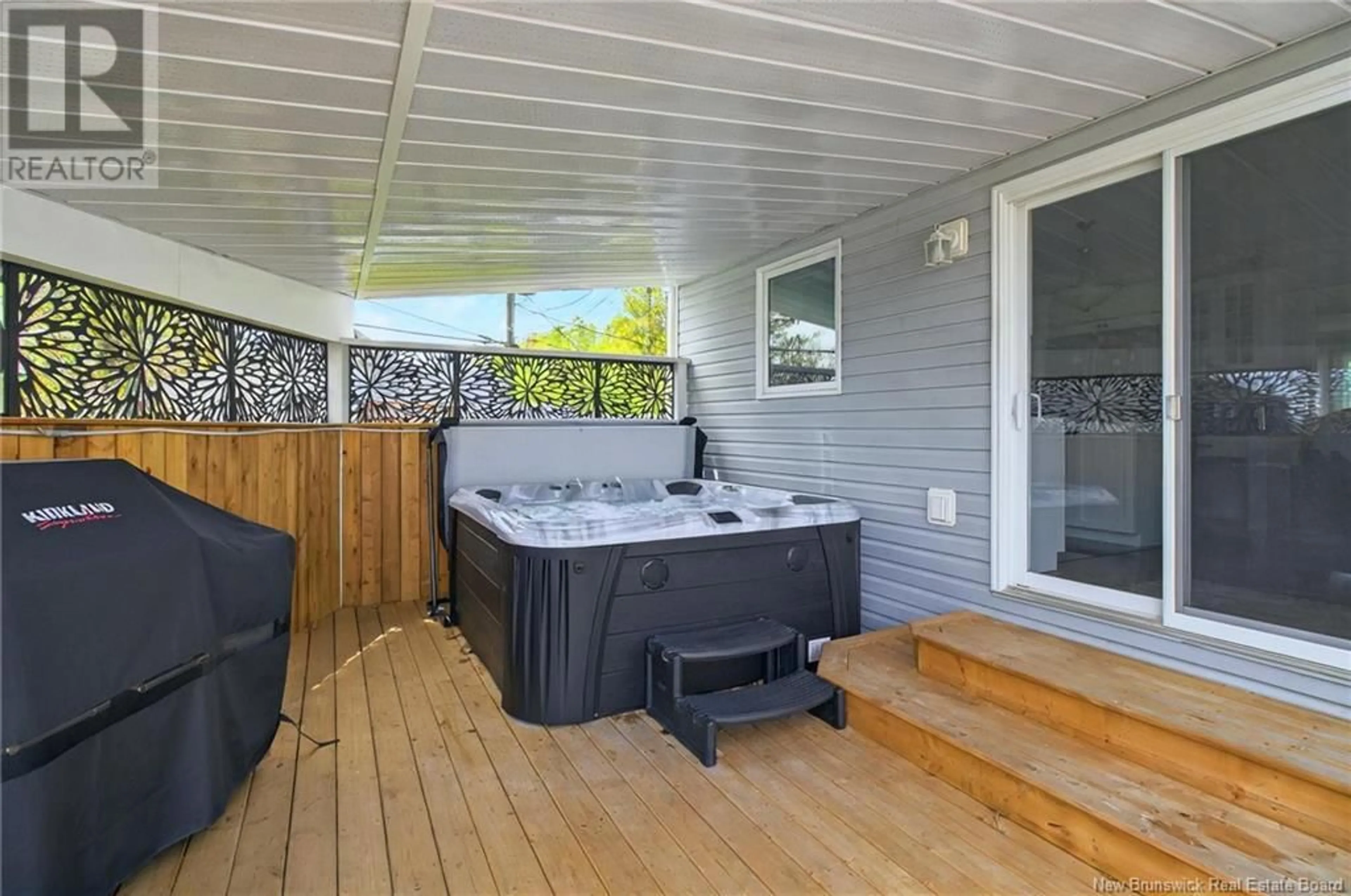 Patio, water/lake/river/ocean view for 1 ACORN COURT, Moncton New Brunswick E1G4X9
