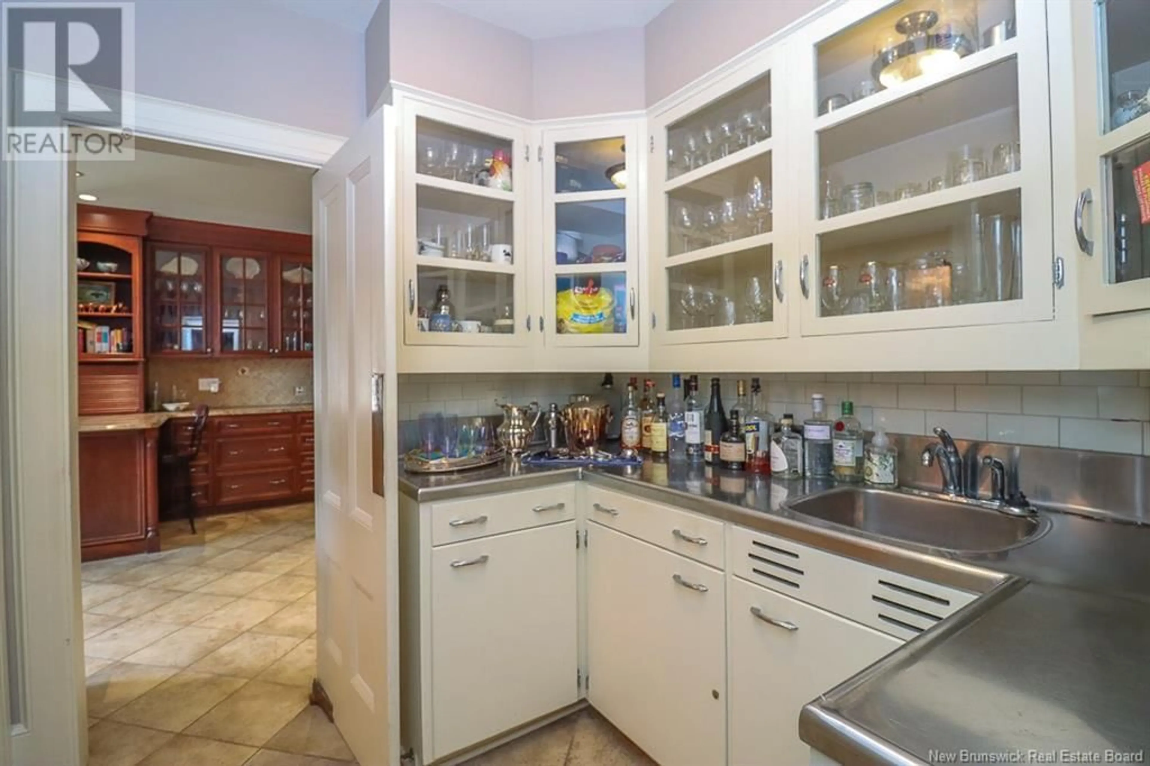 Standard kitchen, ceramic/tile floor for 154 MANNERS SUTTON ROAD, Saint John New Brunswick E2K2E1