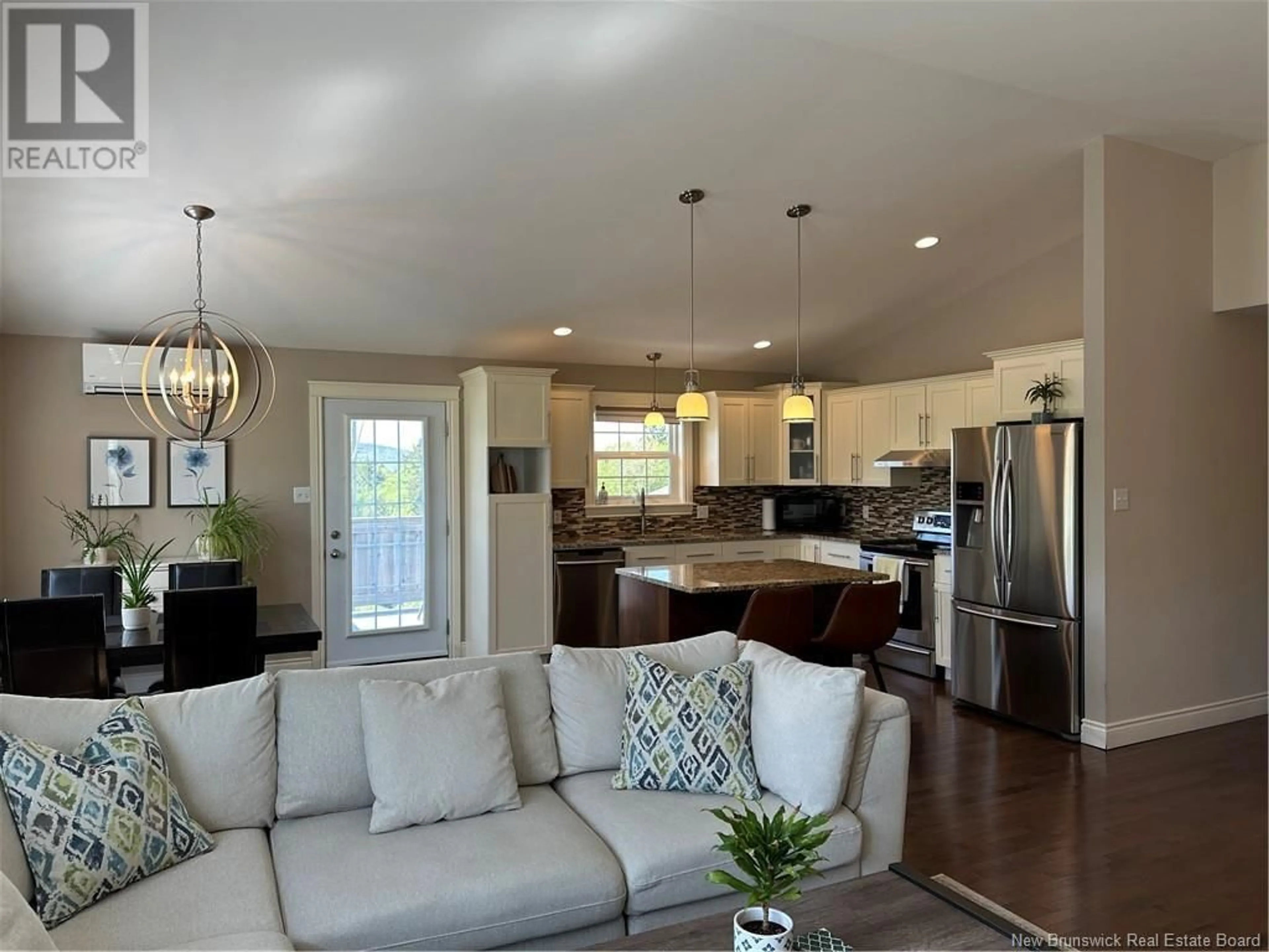 Open concept kitchen, unknown for 90 KINGSWAY DRIVE, Quispamsis New Brunswick E2G0H7