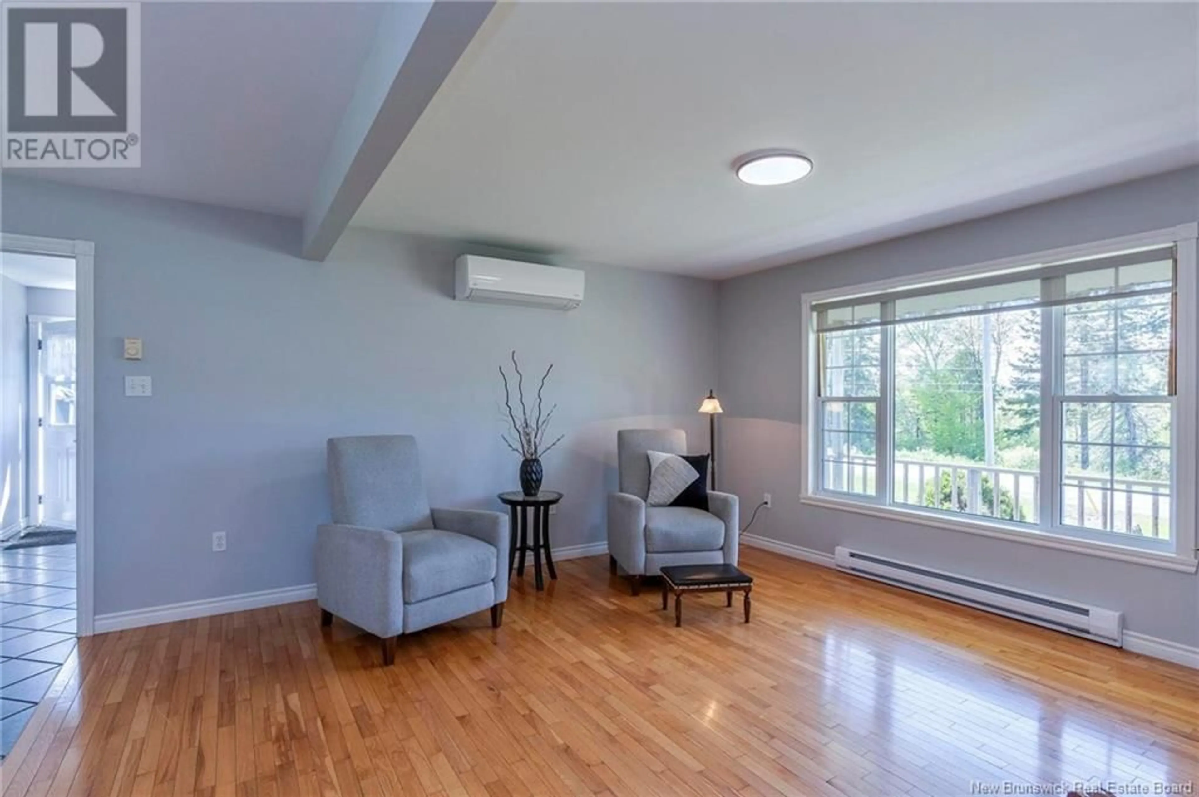Living room with furniture, wood/laminate floor for 641 ROUTE 845, Kingston New Brunswick E5N1S1