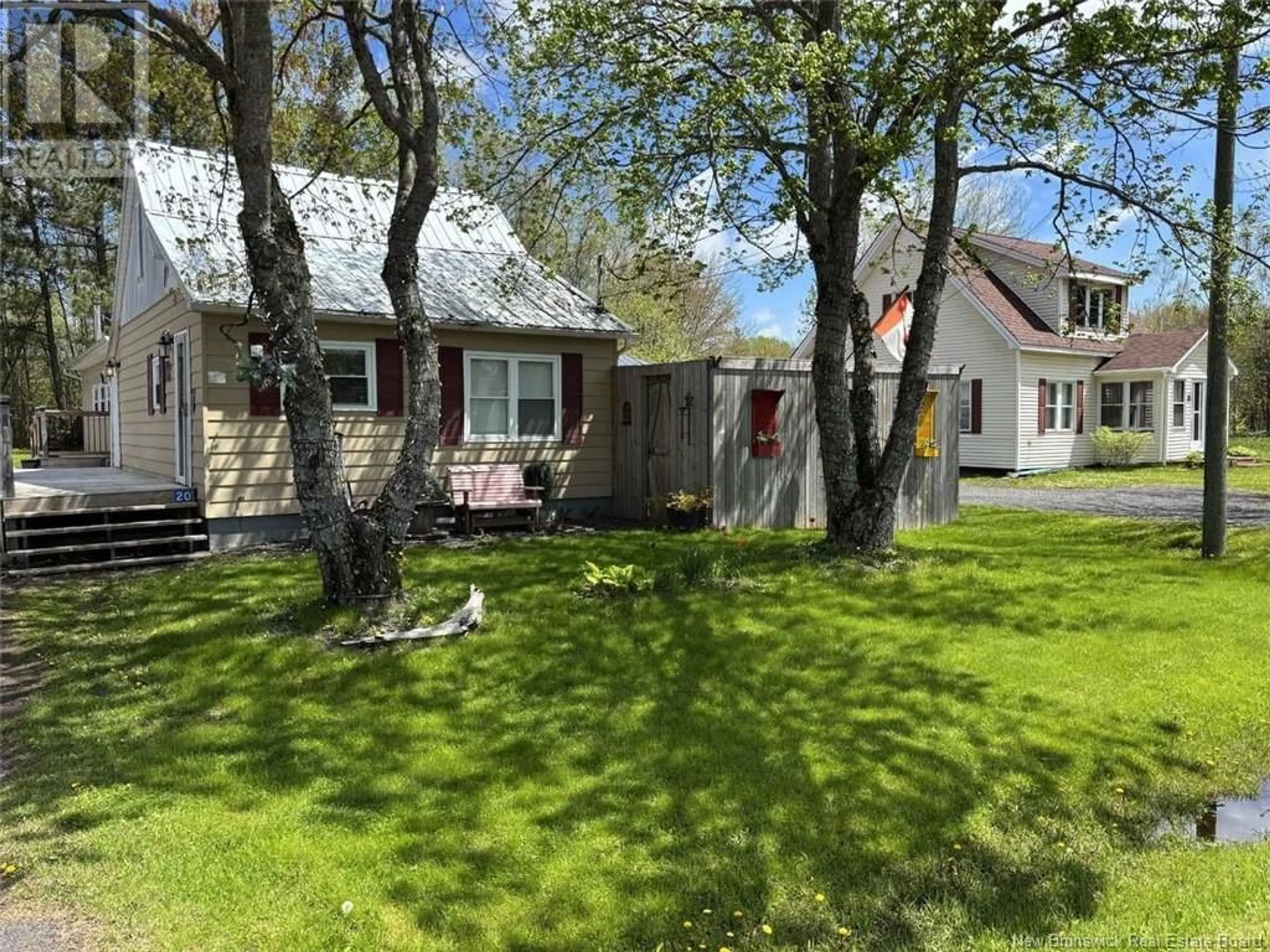 A pic from outside/outdoor area/front of a property/back of a property/a pic from drone, street for 20 CENTENNIAL DRIVE, Minto New Brunswick E4B3R9