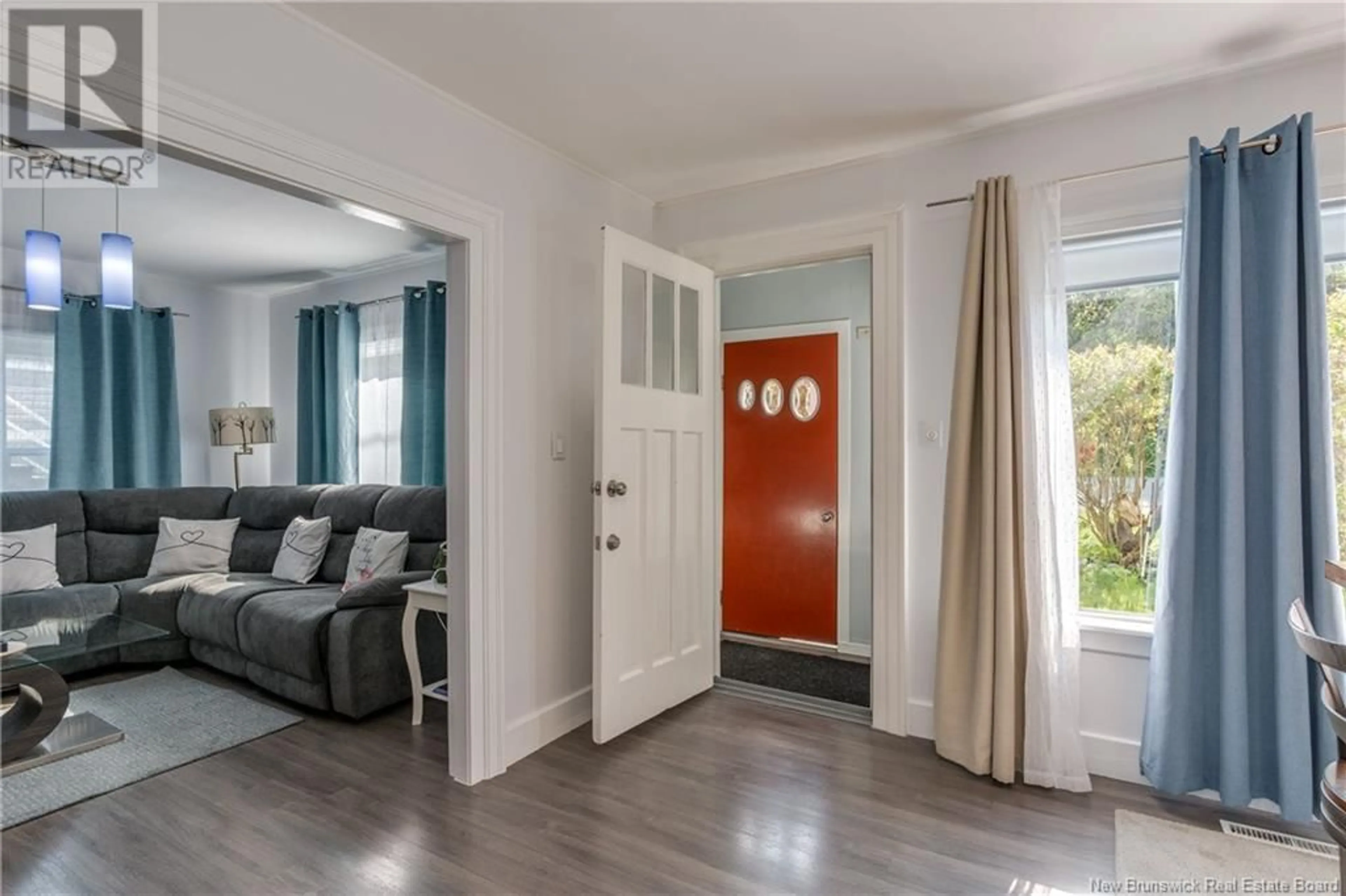 Indoor entryway for 34 ST. CATHERINE STREET, Saint John New Brunswick E2J2J2