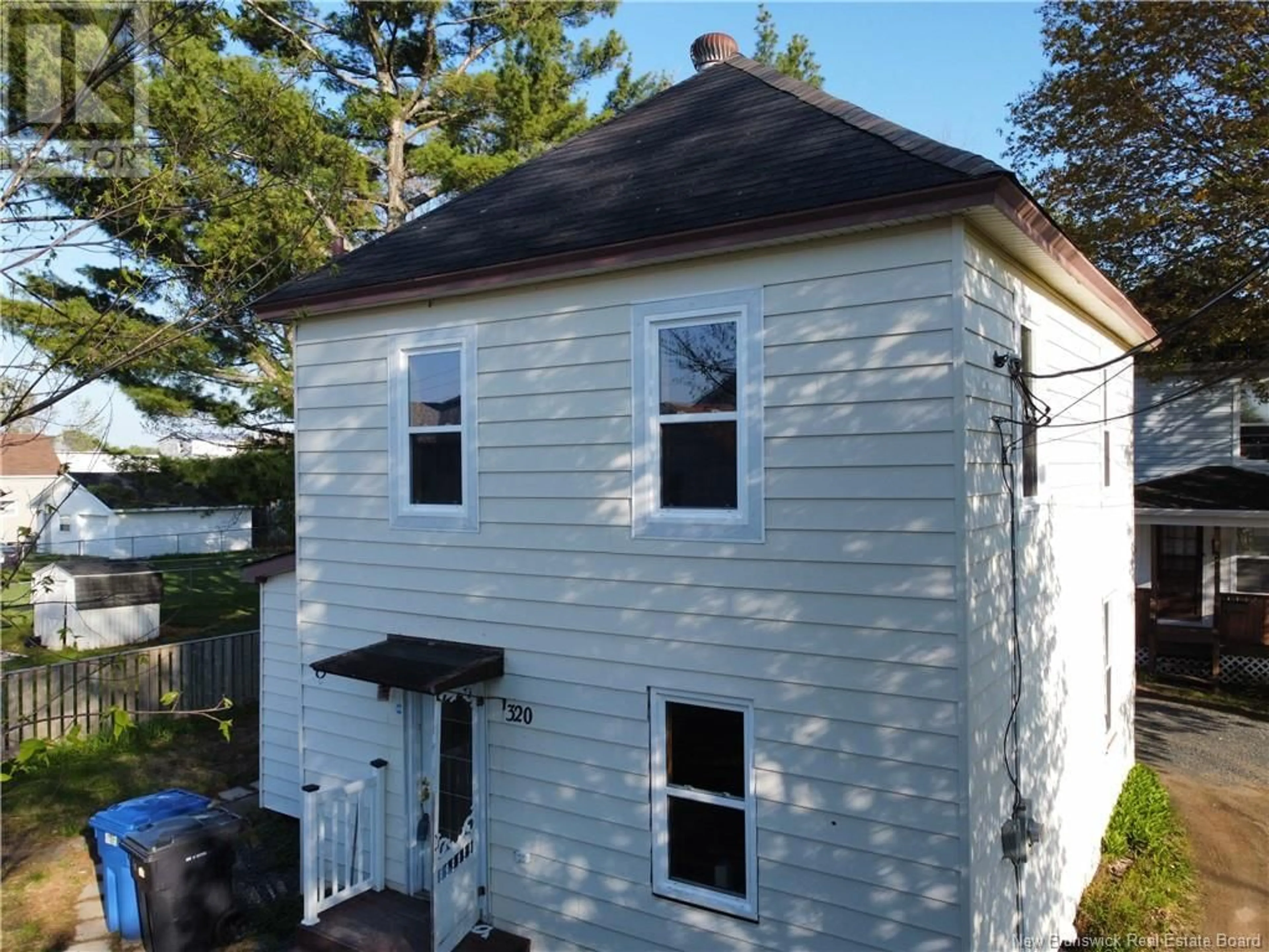 Home with vinyl exterior material, building for 320 ST. ANDREW STREET, Bathurst New Brunswick E2A1C5
