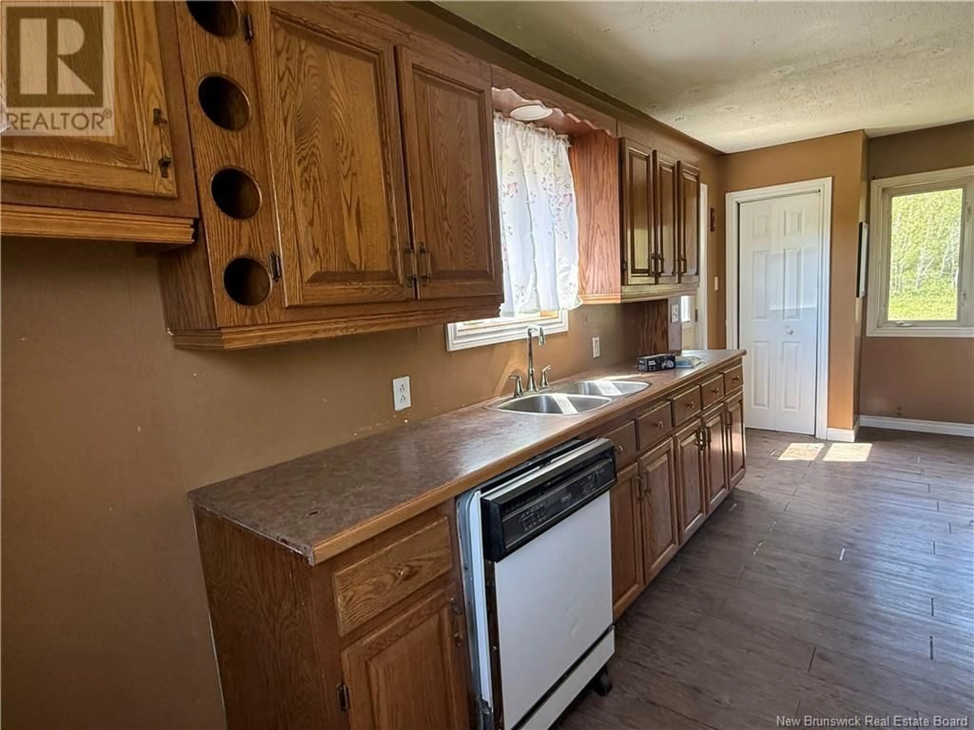 Standard kitchen, unknown for 331 CHURCHLAND ROAD, Tilley New Brunswick E7H1S6