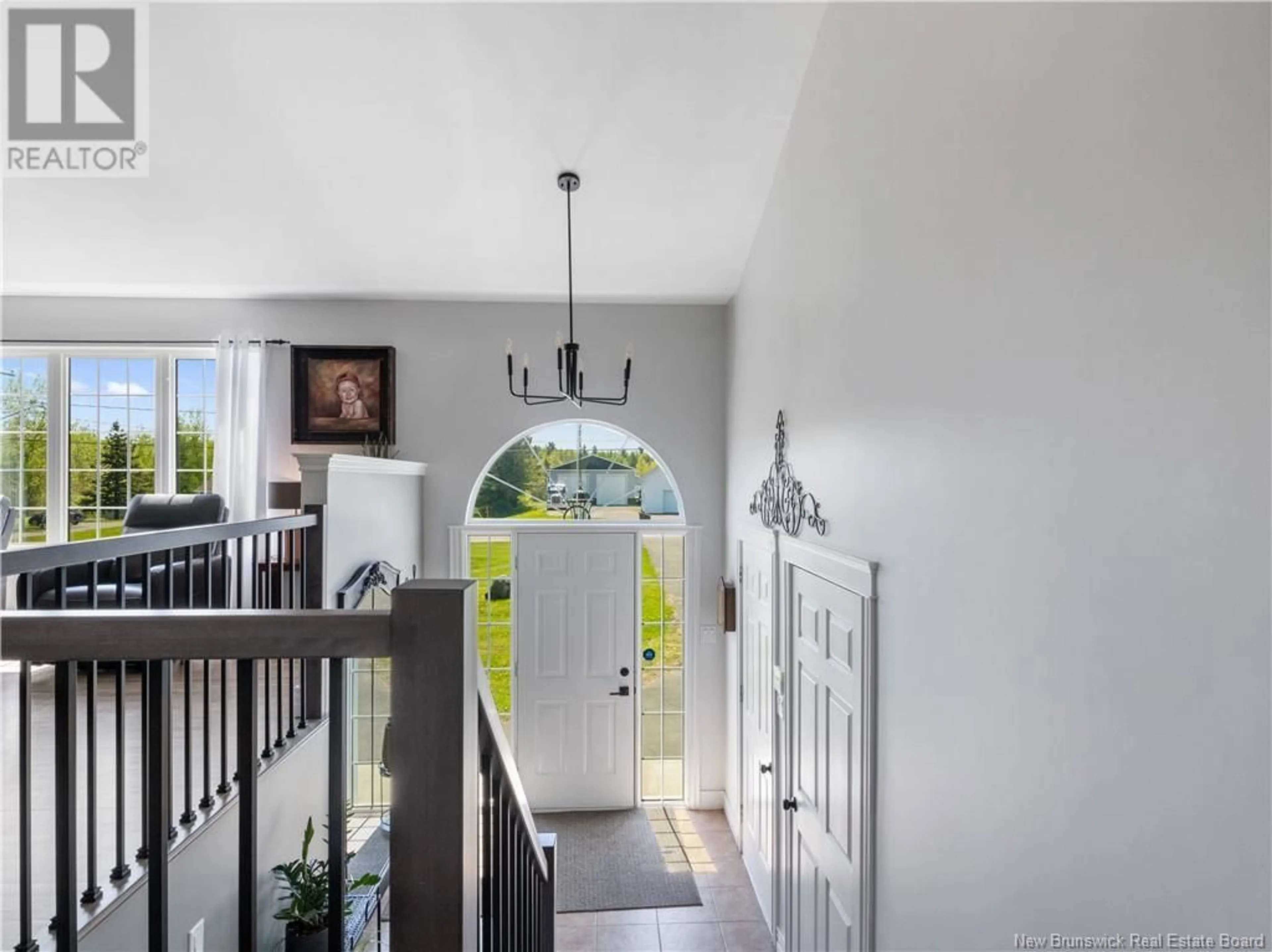 Indoor entryway for 59 RENAUD, Saint-Antoine New Brunswick E4V1M9