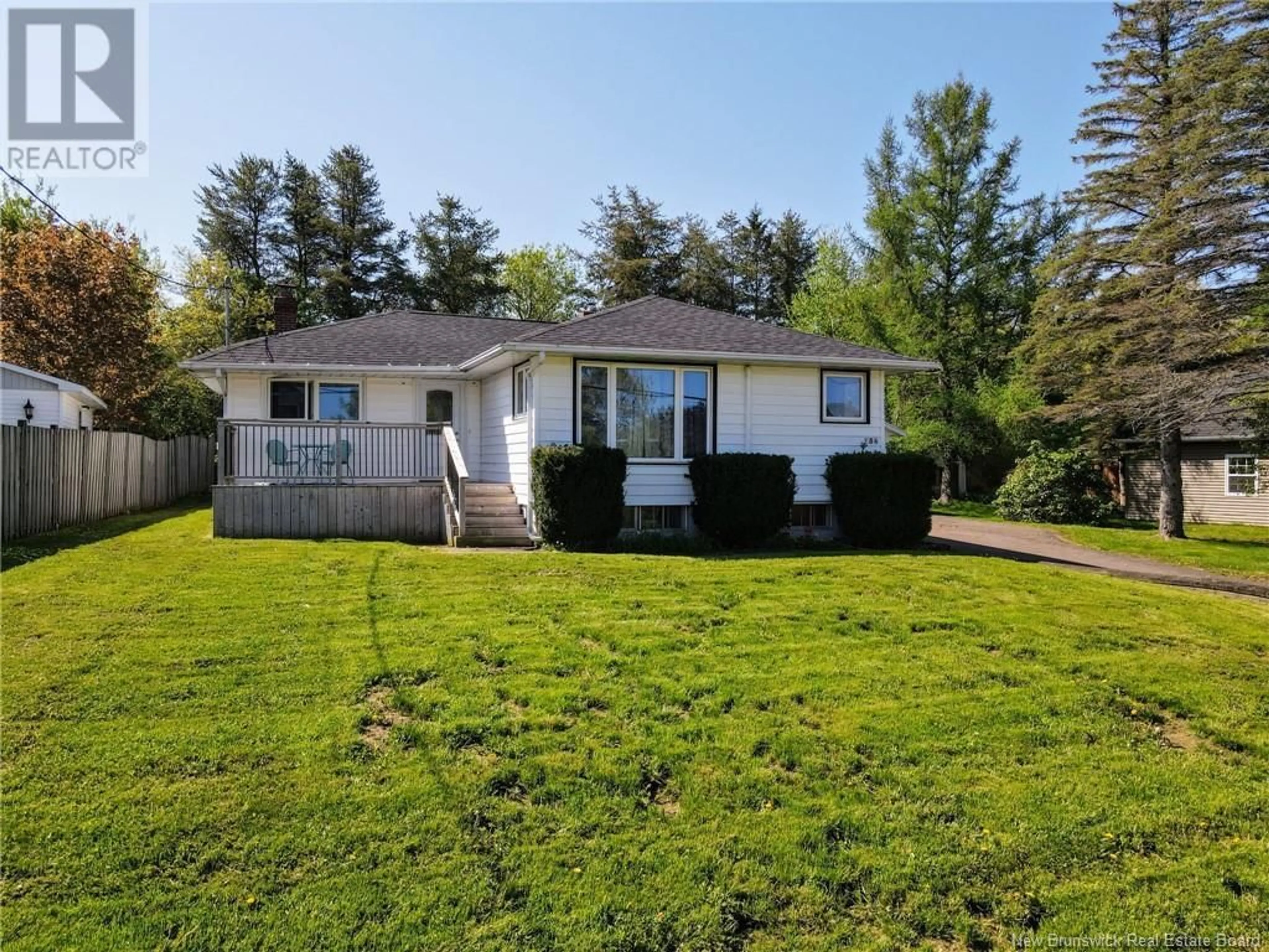 Home with vinyl exterior material, street for 186 LAKESIDE DRIVE, Riverview New Brunswick E1B3G9