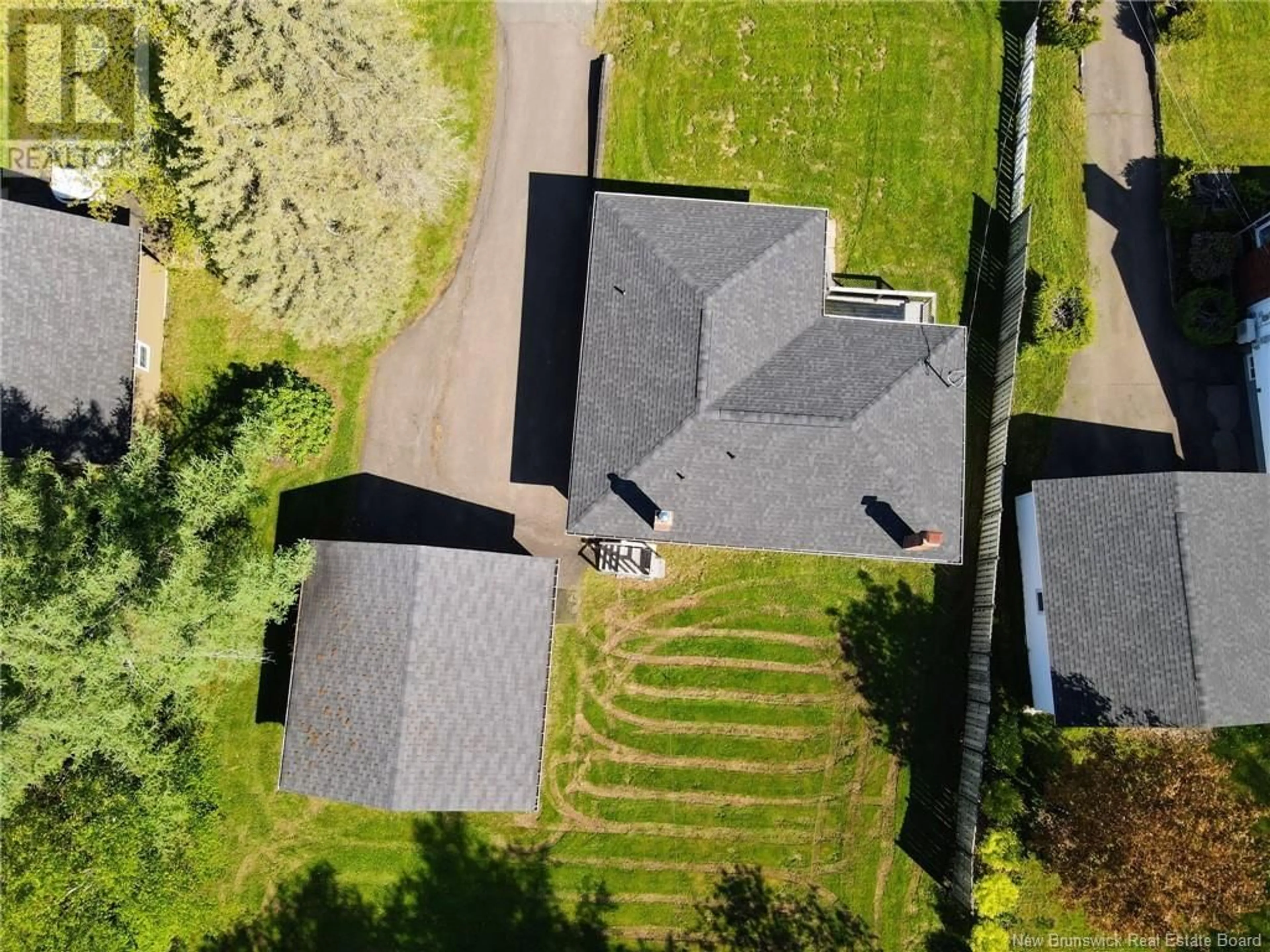 A pic from outside/outdoor area/front of a property/back of a property/a pic from drone, street for 186 LAKESIDE DRIVE, Riverview New Brunswick E1B3G9