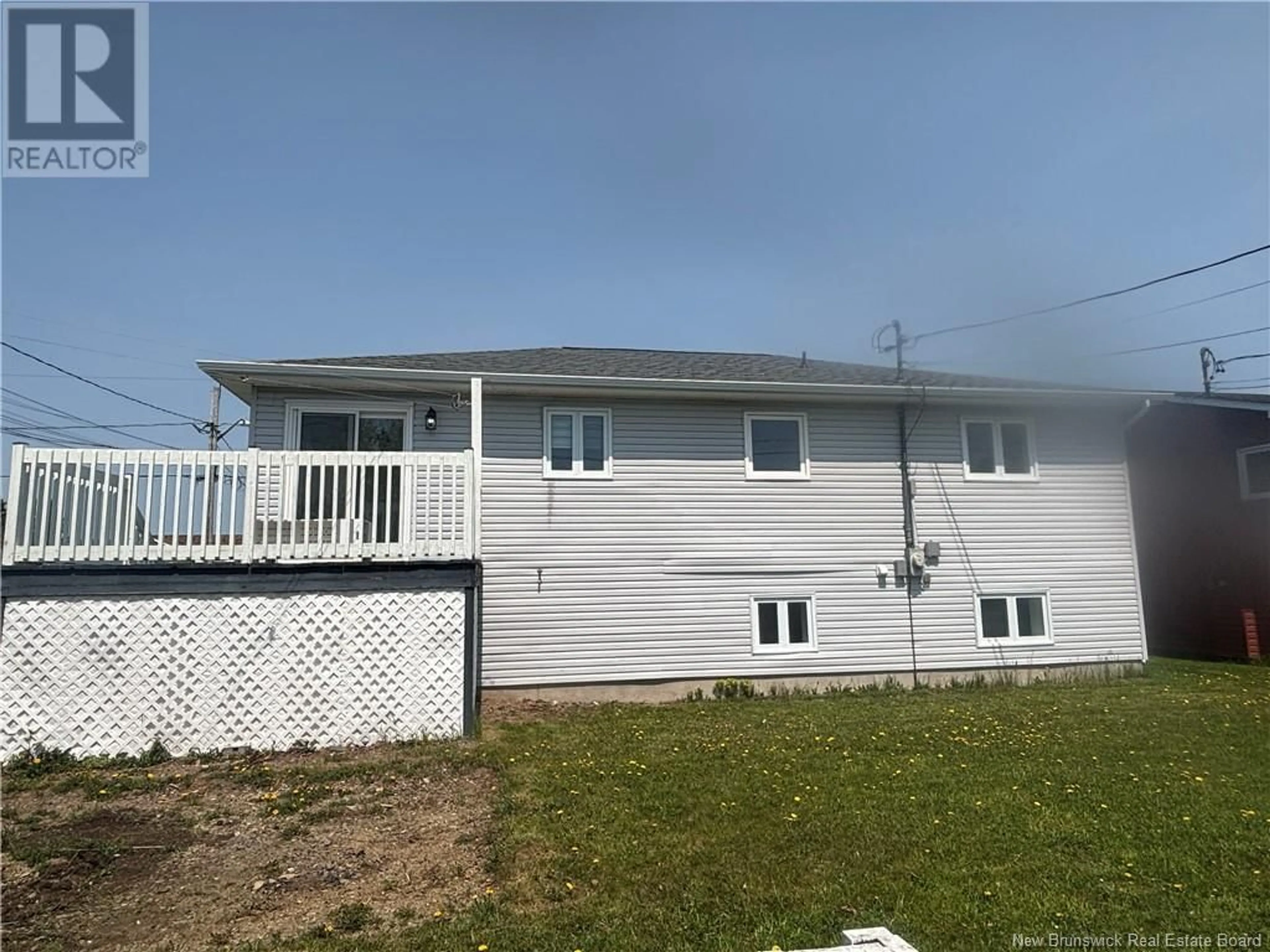 Home with vinyl exterior material, building for 61 RUE JEROME COMEAU RUE, Petit-Rocher New Brunswick E8J1K4