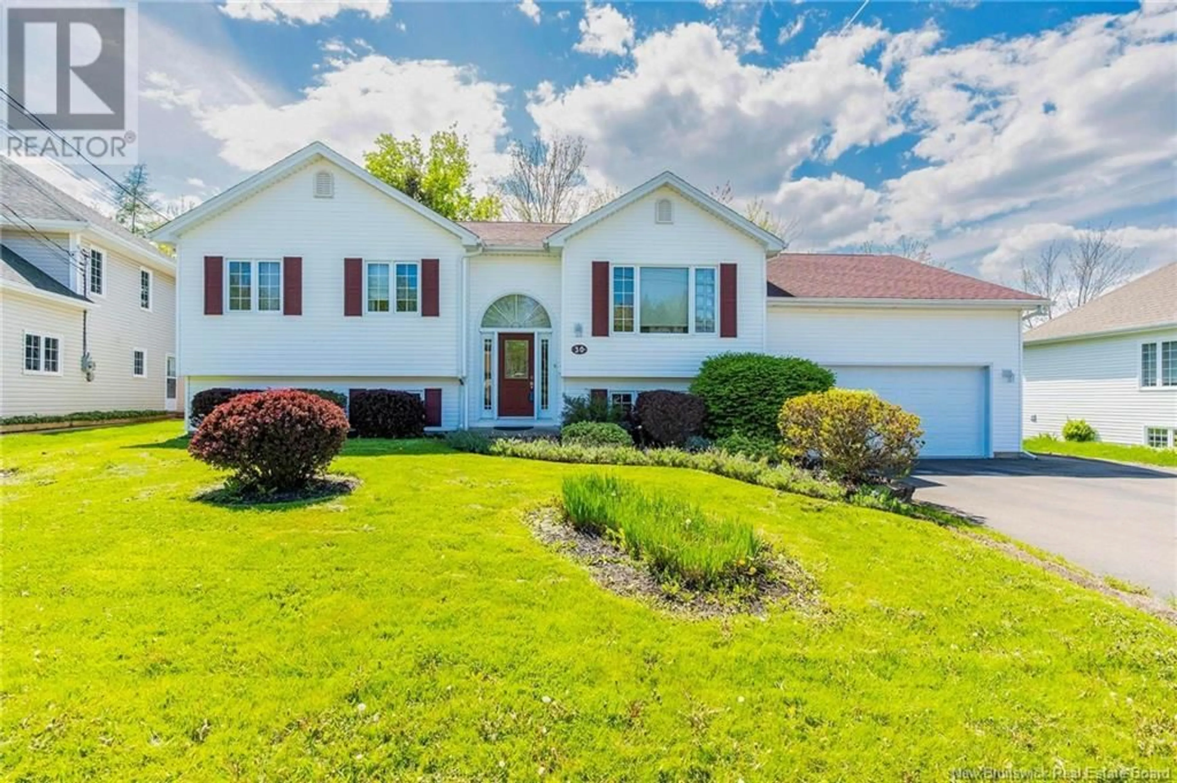 Home with vinyl exterior material, water/lake/river/ocean view for 30 ALBERTA COURT, Dieppe New Brunswick E1A6Z1