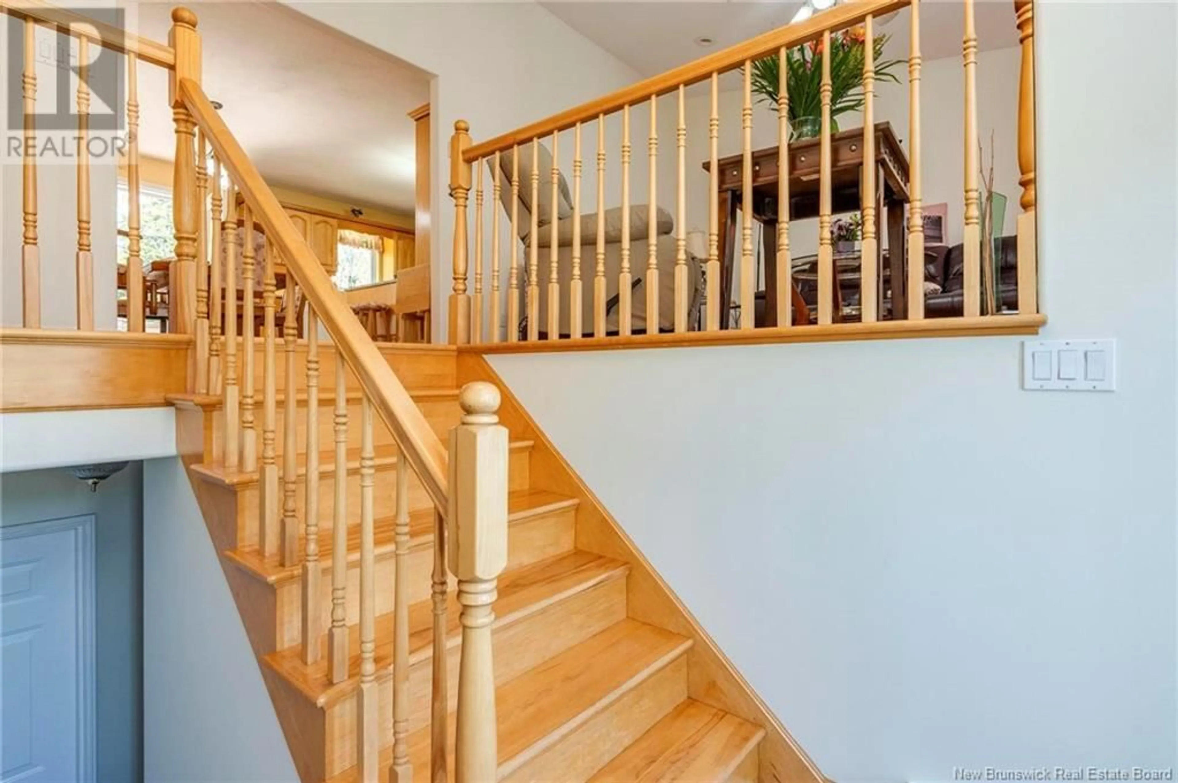 Stairs for 30 ALBERTA COURT, Dieppe New Brunswick E1A6Z1
