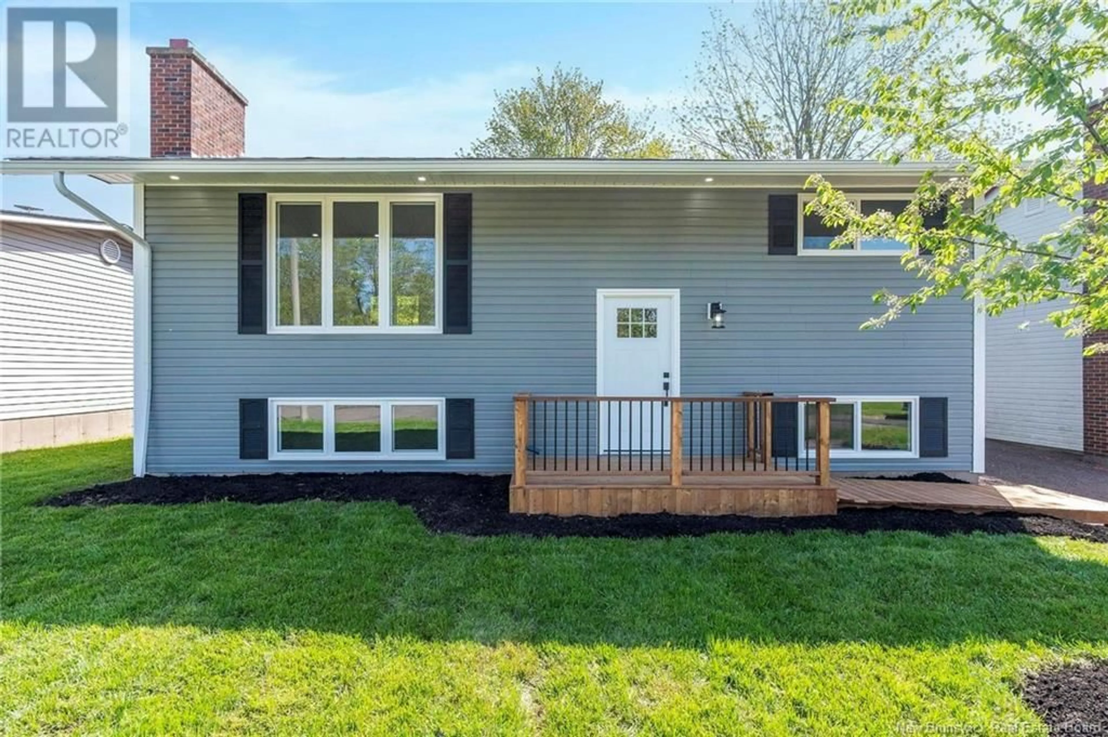 Home with vinyl exterior material, street for 129 SUMNER AVENUE, Moncton New Brunswick E1C8T4