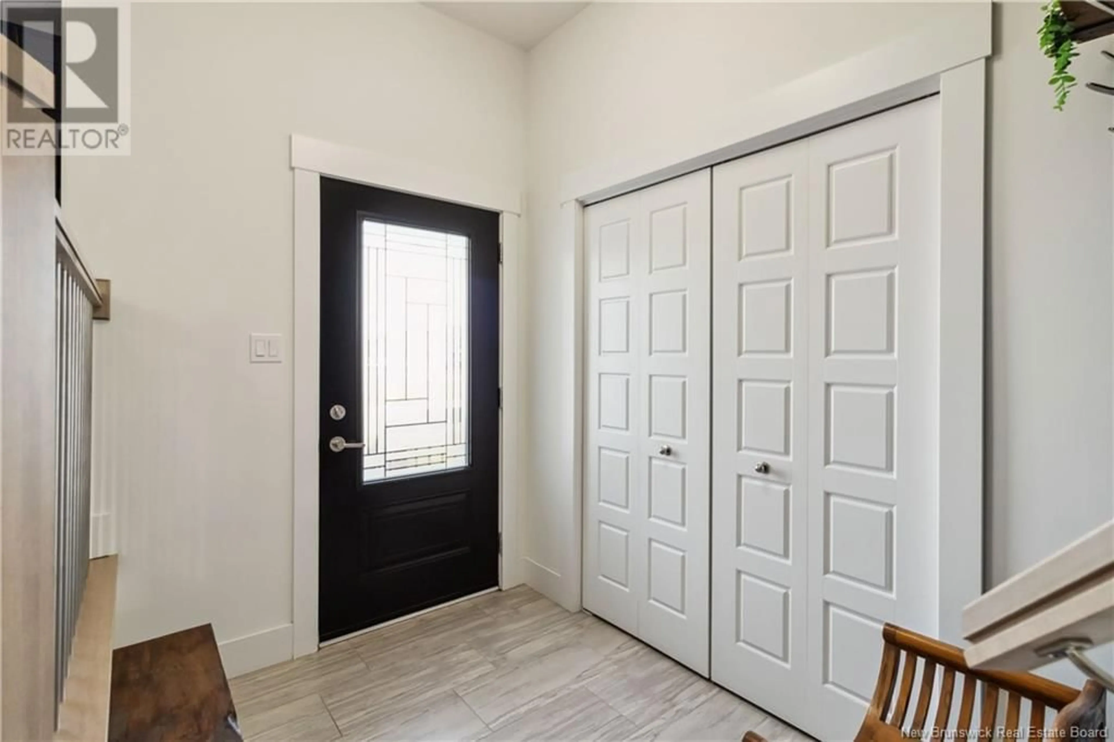 Indoor entryway for 15 BRISTOL CRESCENT, Riverview New Brunswick E1B0S9