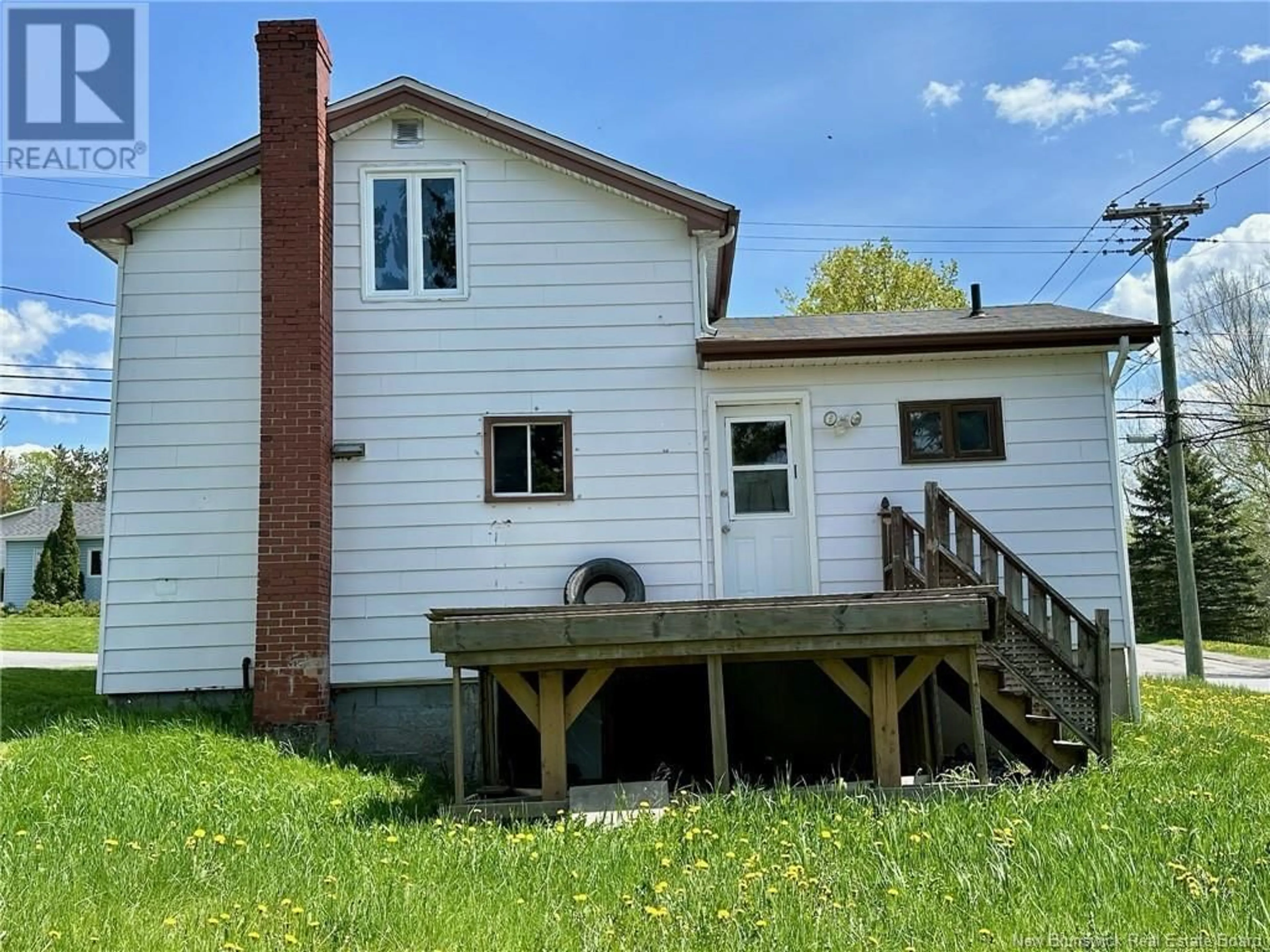Home with vinyl exterior material, building for 126 POWER ROAD, Edmundston New Brunswick E3V2Y1
