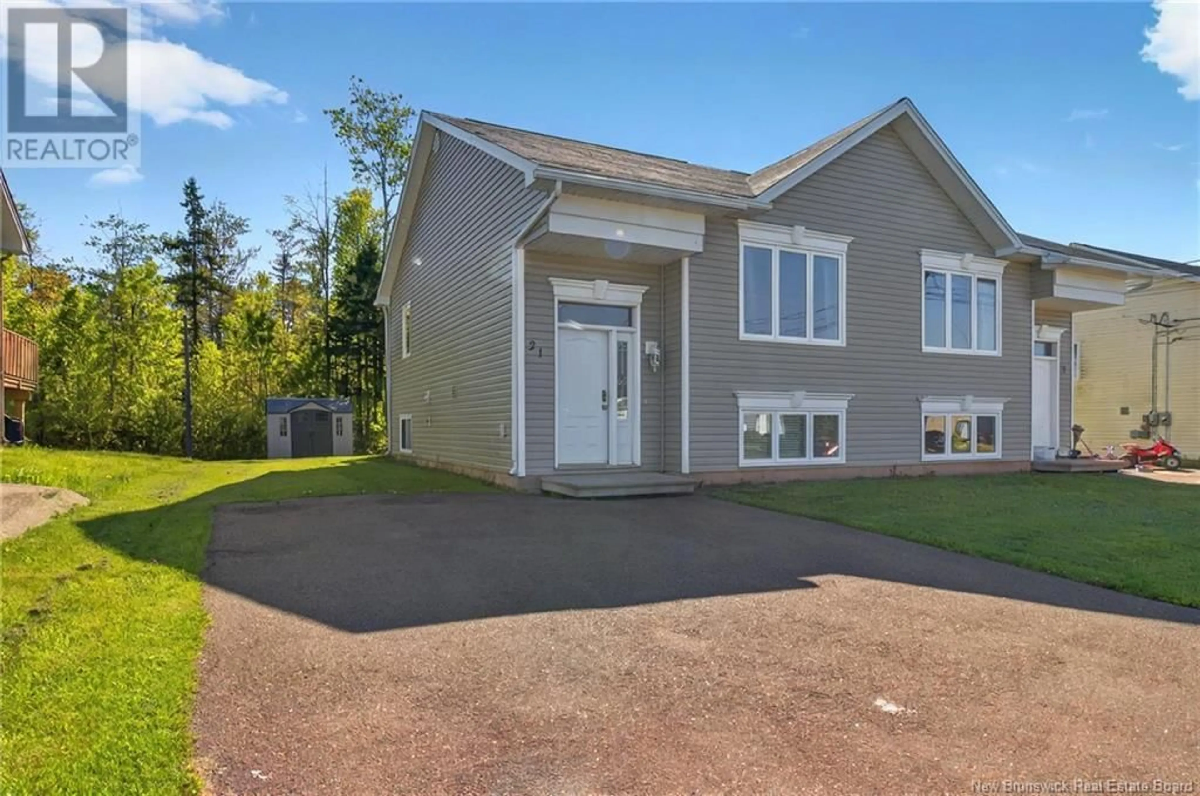 Unknown for 21 SENESE STREET, Moncton New Brunswick E1E0B7
