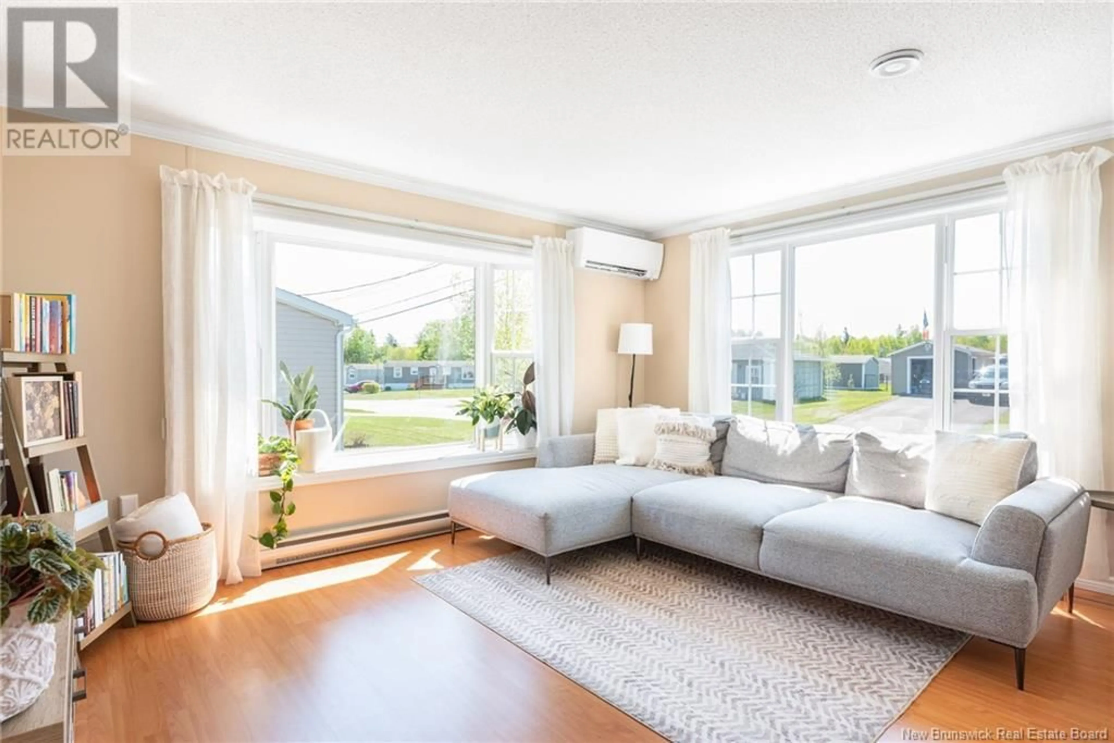 Living room with furniture, unknown for 580 CHAMPLAIN STREET, Shediac New Brunswick E4P9C9