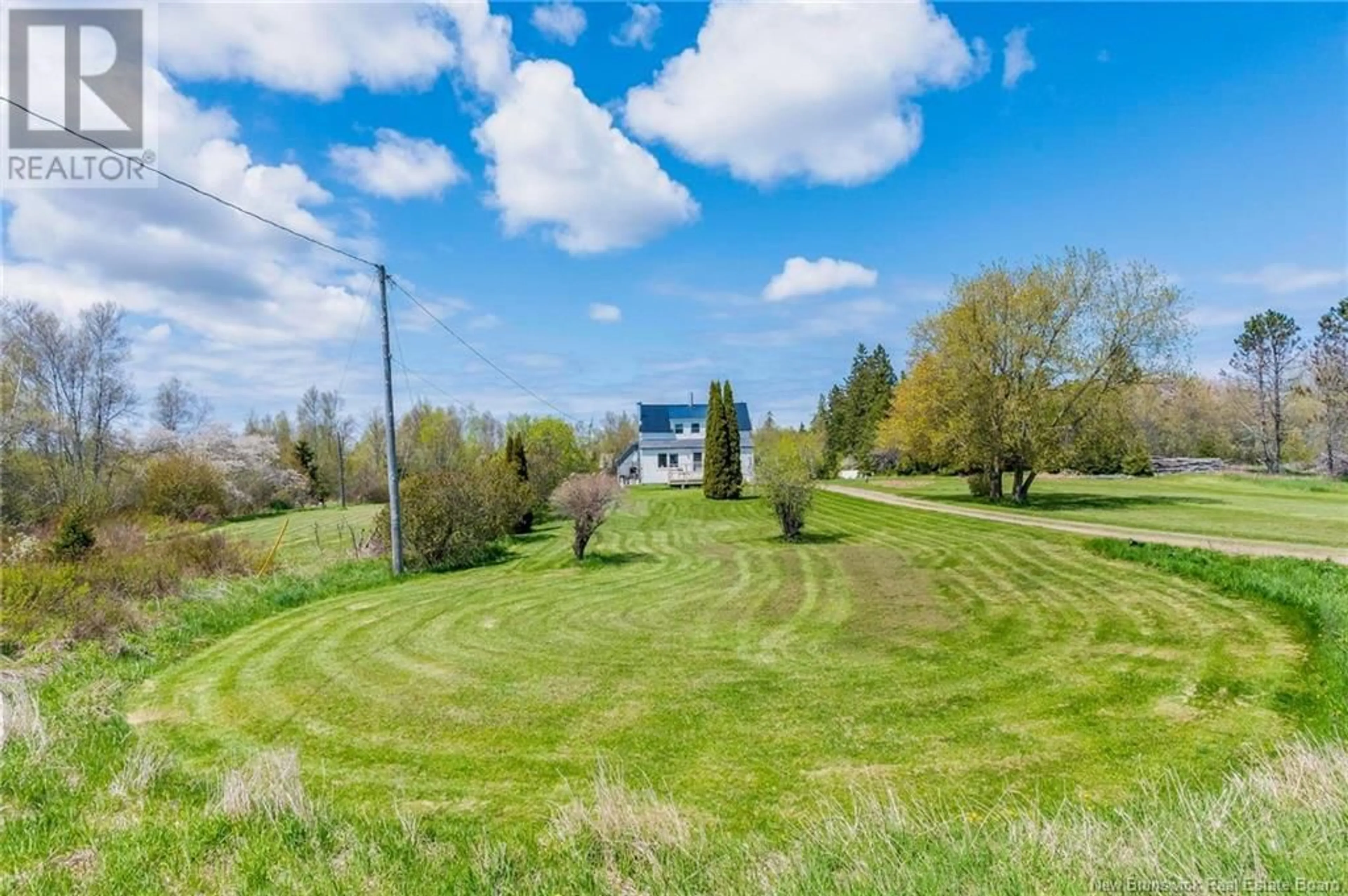 A pic from outside/outdoor area/front of a property/back of a property/a pic from drone, water/lake/river/ocean view for 4300 ROUTE 16, Malden New Brunswick E4M2G3