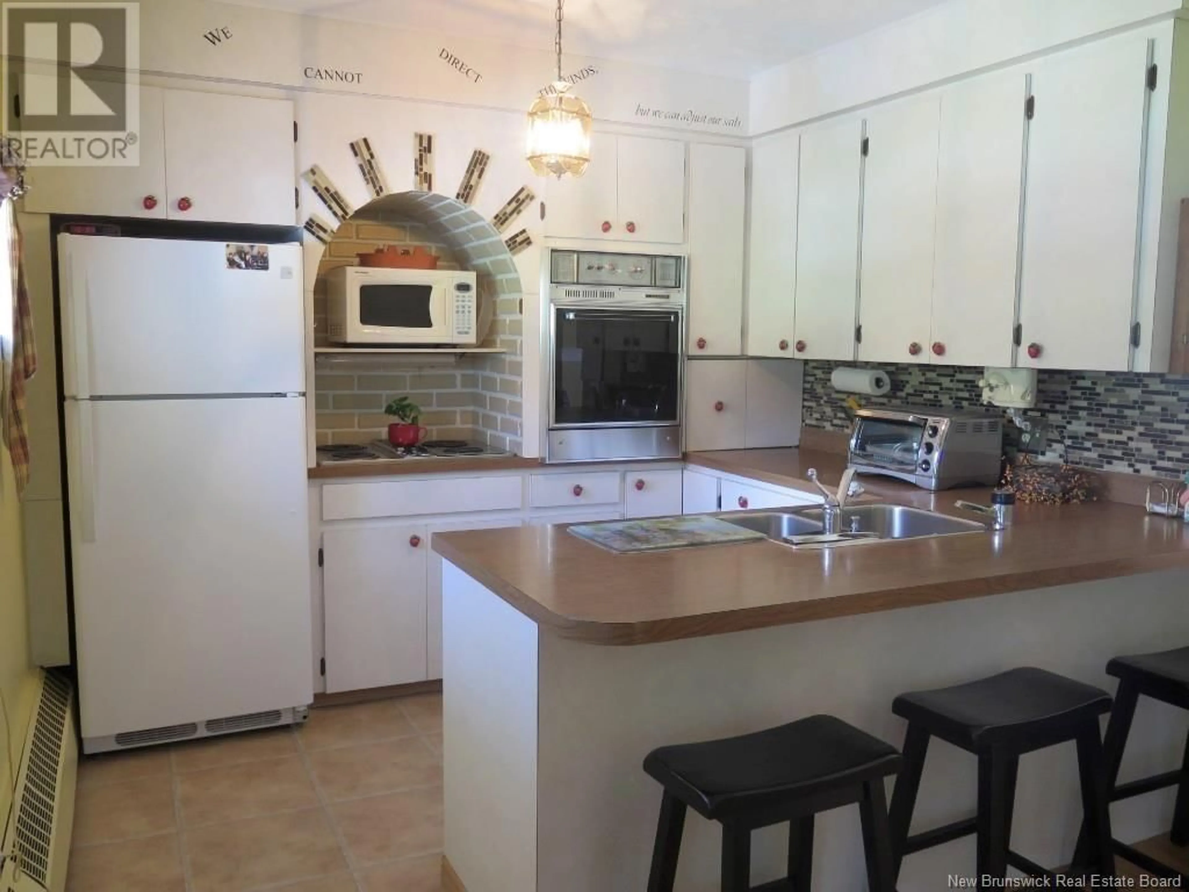 Standard kitchen, ceramic/tile floor for 465 ENNISHONE ROAD, Grand-Sault/Grand Falls New Brunswick E3Y1B5