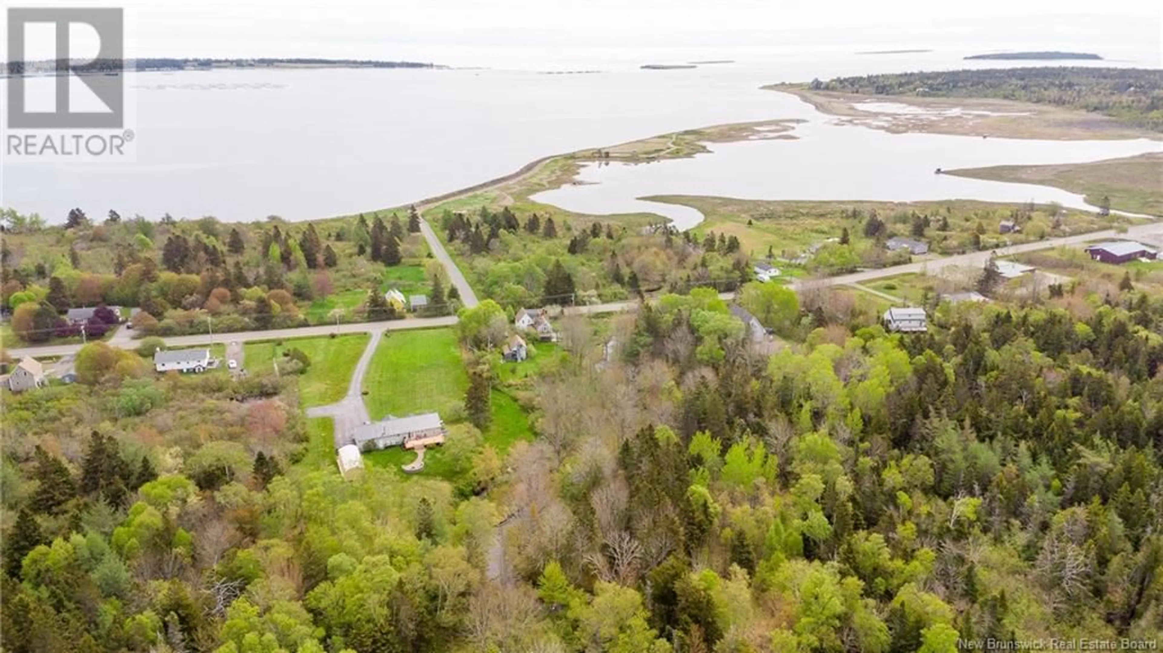 A pic from outside/outdoor area/front of a property/back of a property/a pic from drone, water/lake/river/ocean view for 562 ROUTE 776, Grand Manan New Brunswick E2K0A9