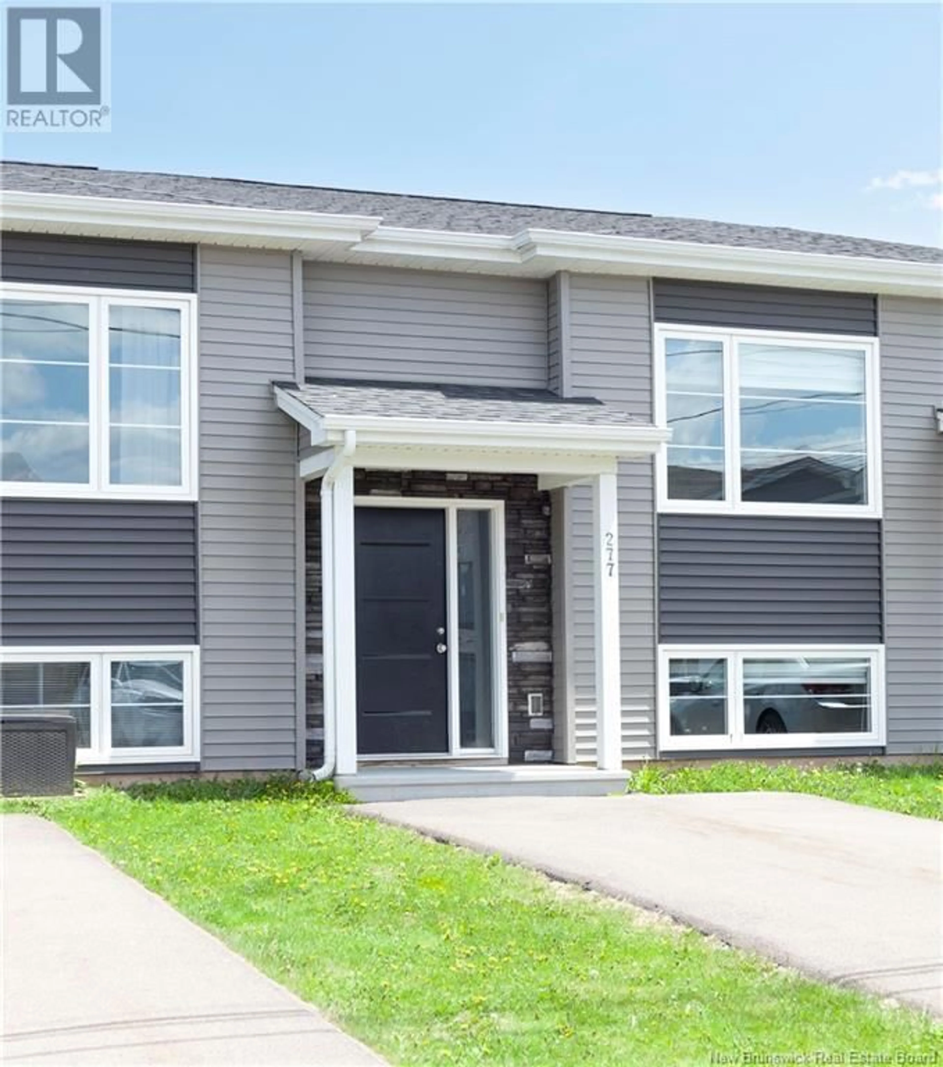 Home with vinyl exterior material, street for 277 DES ÉRABLES, Dieppe New Brunswick E1A9B1