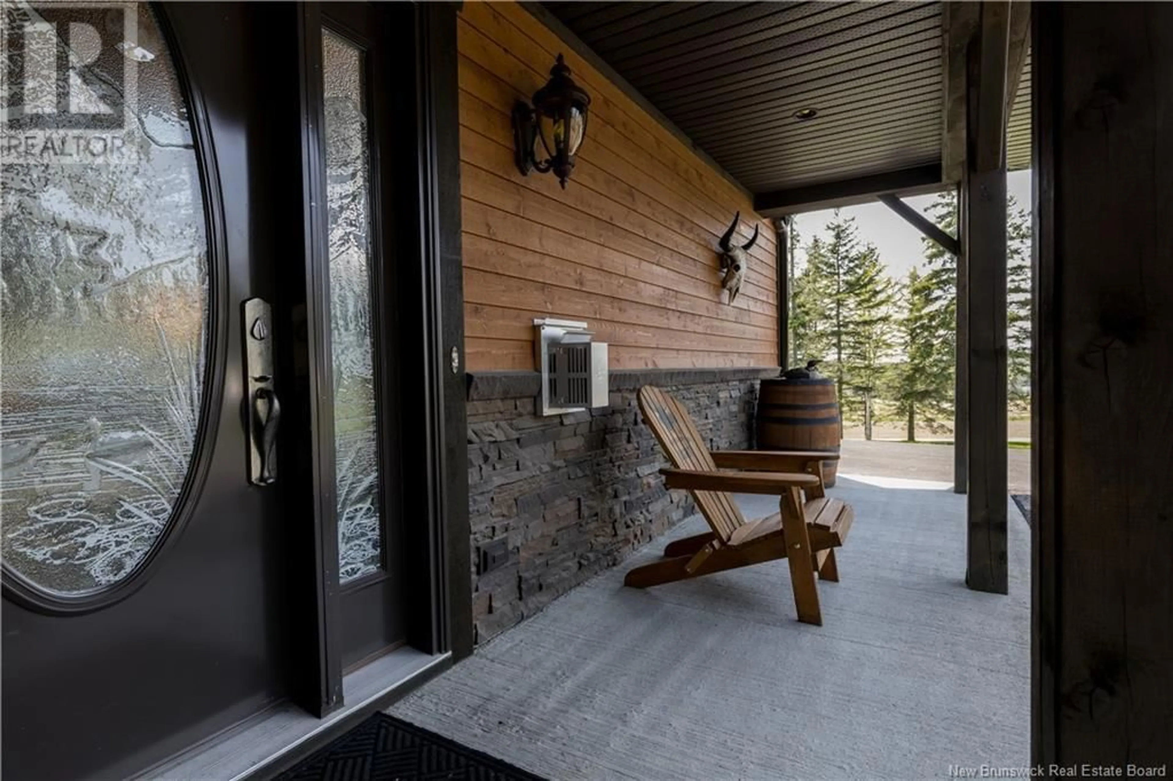 Indoor entryway for 36 - 40 CHEMIN ROAD, Saint-Quentin New Brunswick E8A2M5
