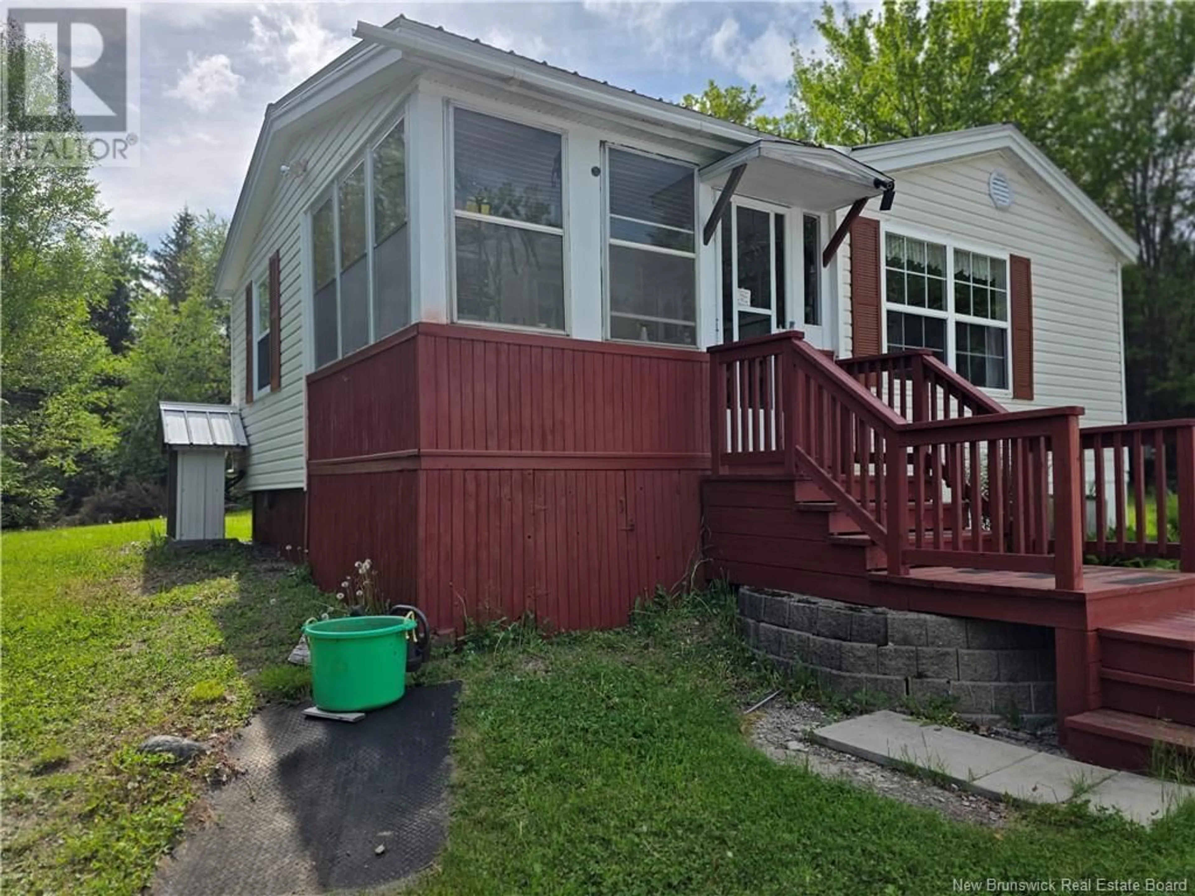 Home with vinyl exterior material, street for 325 ROUTE 760, Oak Bay New Brunswick E3L4P4