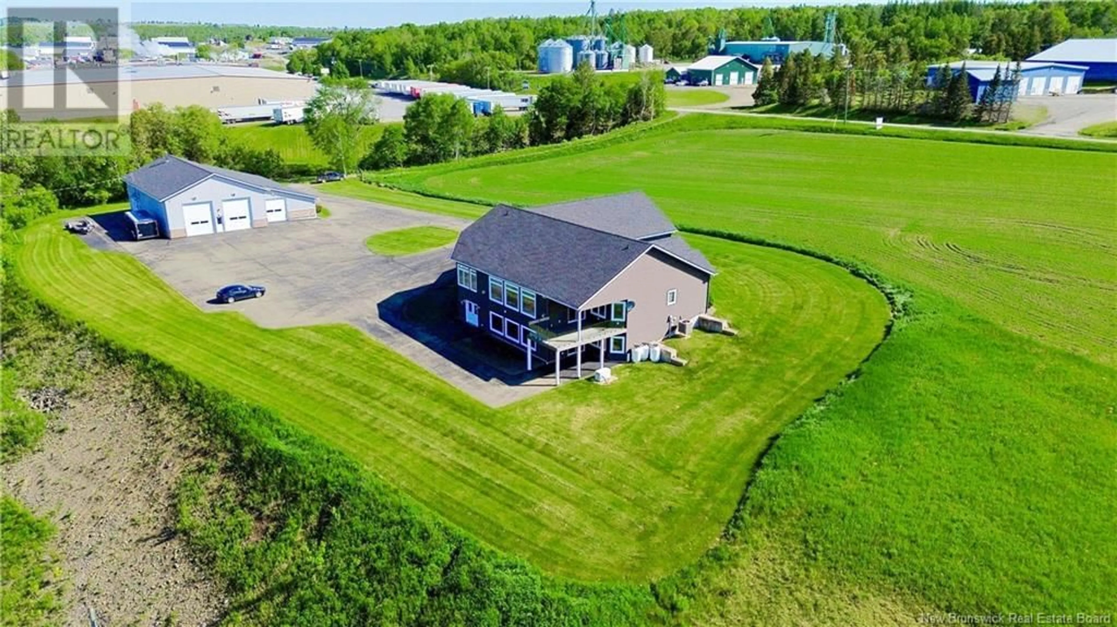 A pic from outside/outdoor area/front of a property/back of a property/a pic from drone, building for 52 MCMULLIN ROAD, Hartland New Brunswick E7P2R7