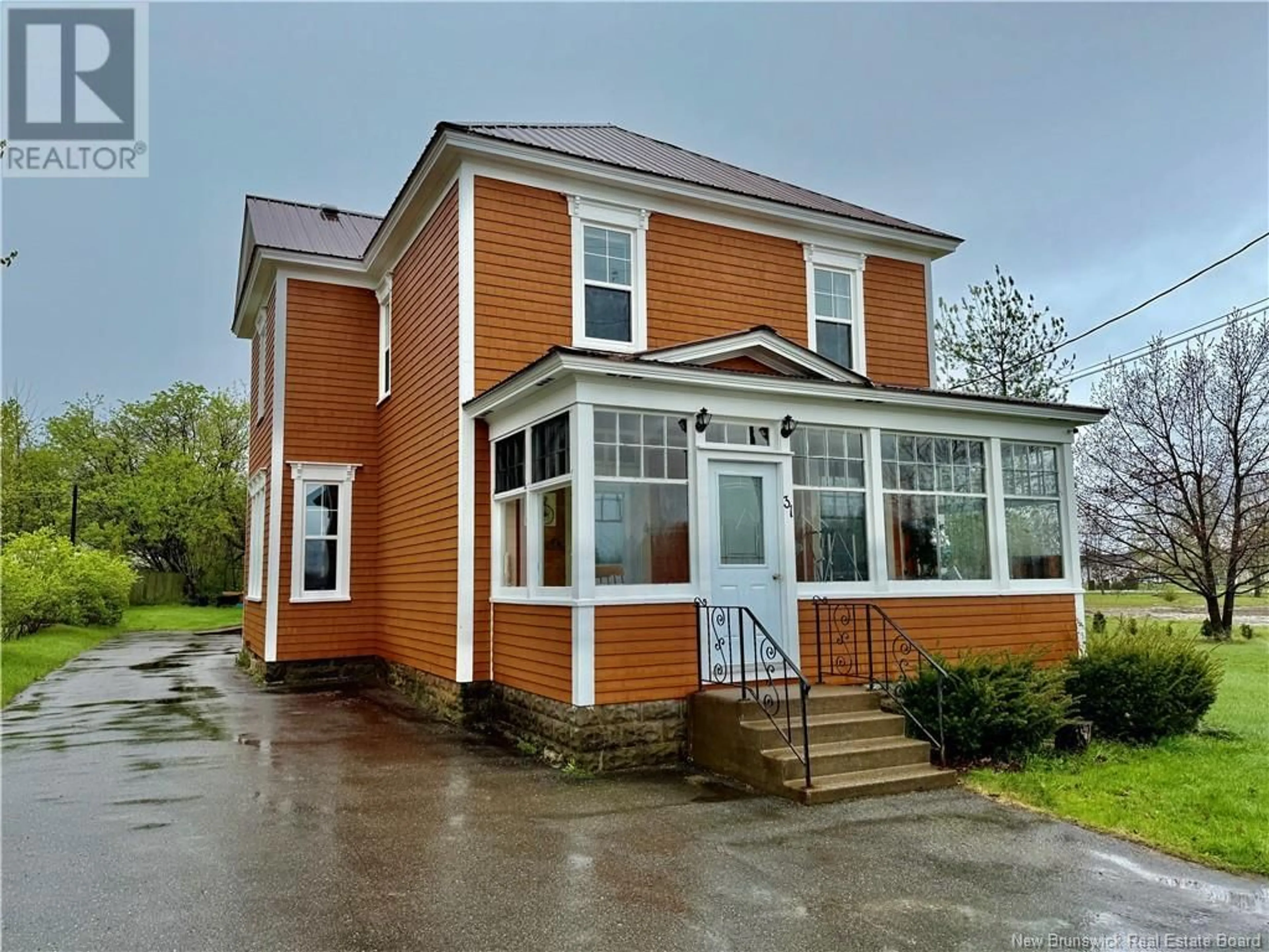 Home with brick exterior material, building for 31 MANSE STREET, Loggieville New Brunswick E1N4H5