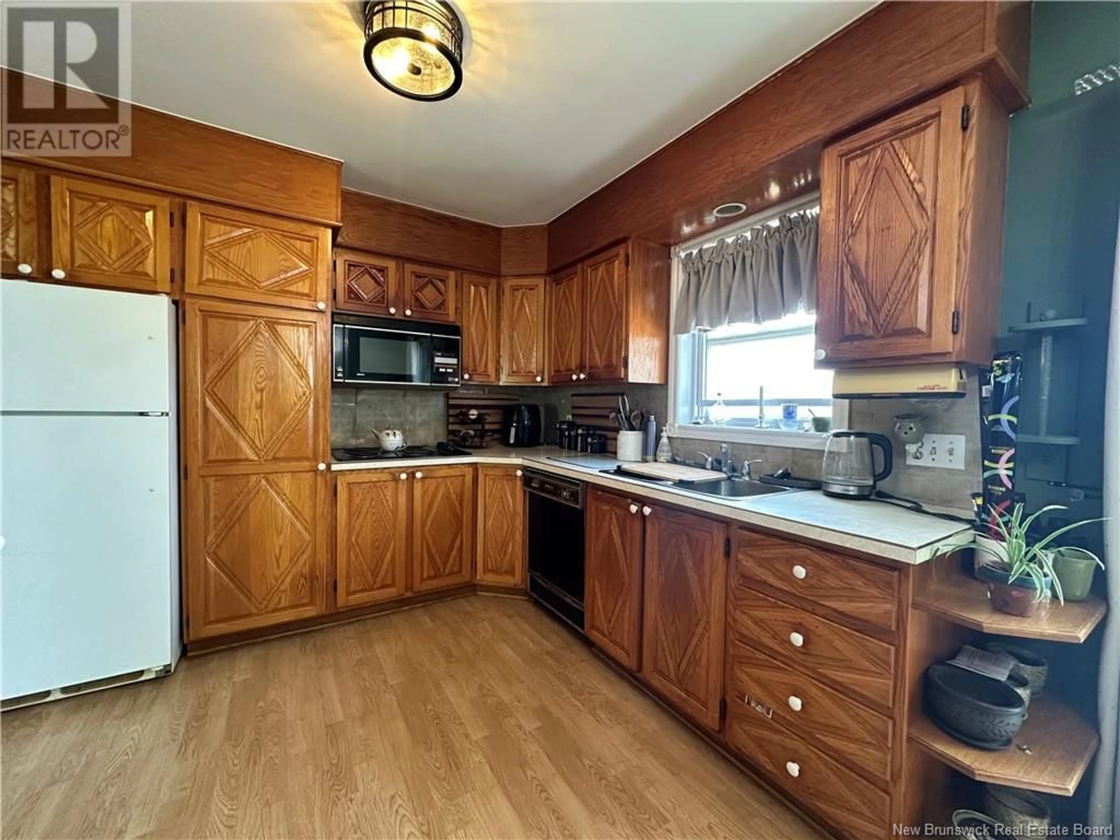 Standard kitchen, unknown for 29310 ROUTE 134, Point La Nim New Brunswick E3N6A4