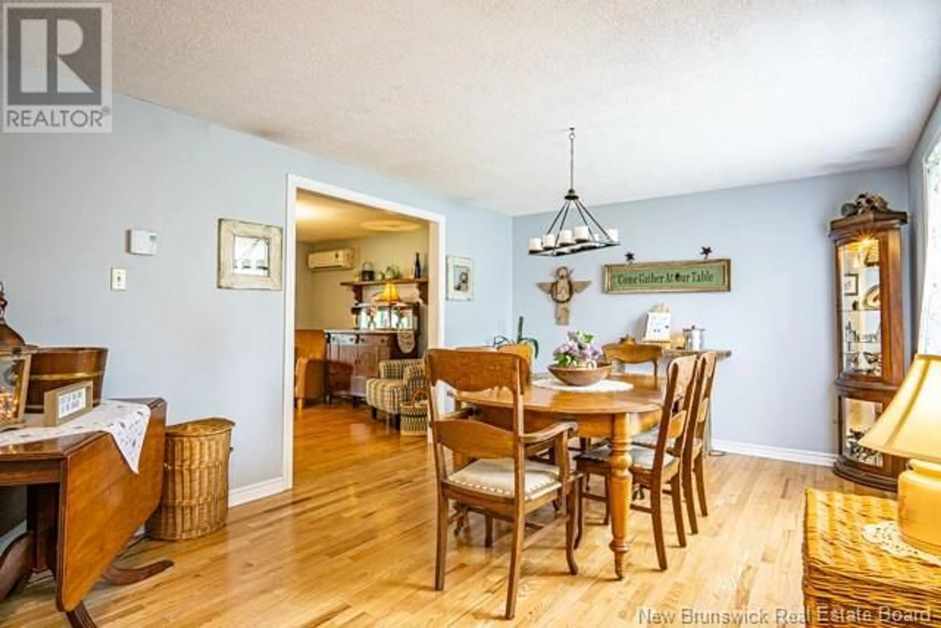 Dining room, wood/laminate floor for 194 SUNSET DRIVE, Fredericton New Brunswick E3A1A3
