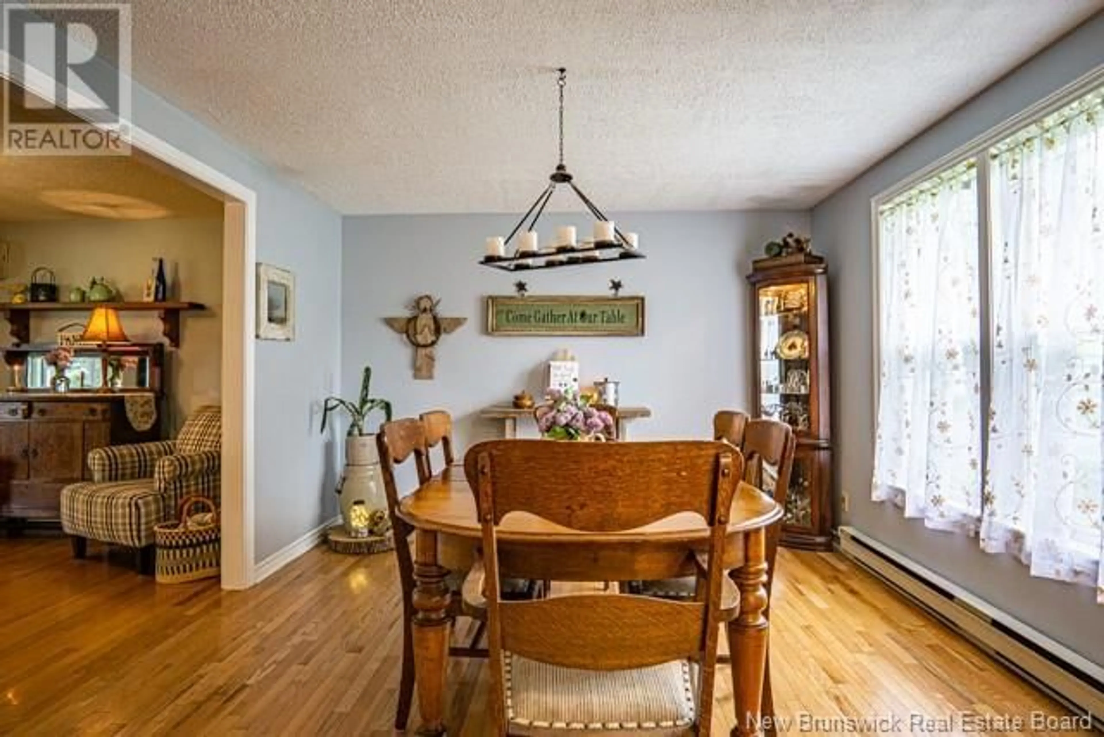 Dining room, wood/laminate floor for 194 SUNSET DRIVE, Fredericton New Brunswick E3A1A3