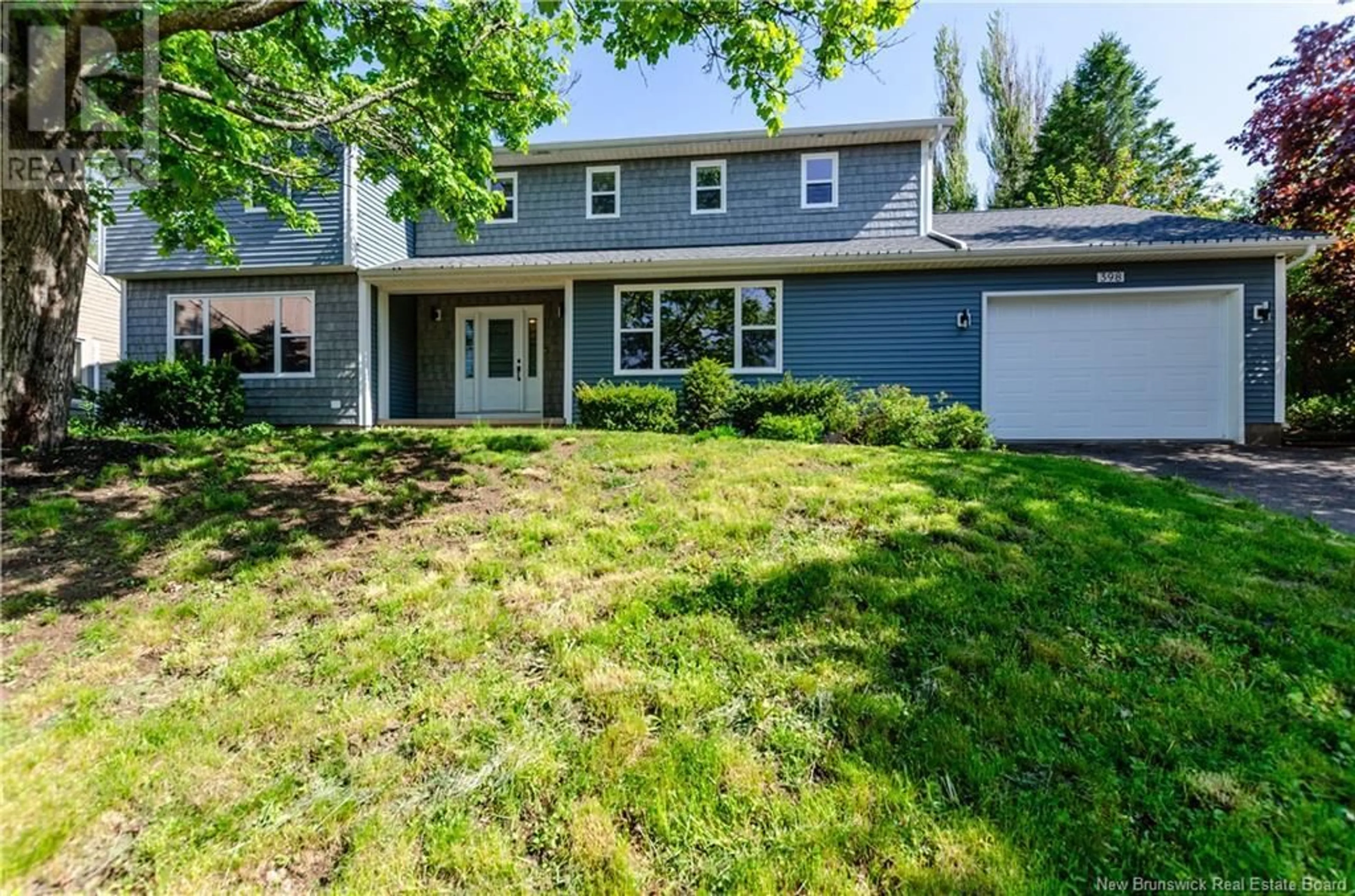 Home with vinyl exterior material, street for 398 WESTMOUNT BOULEVARD, Moncton New Brunswick E1E4K3