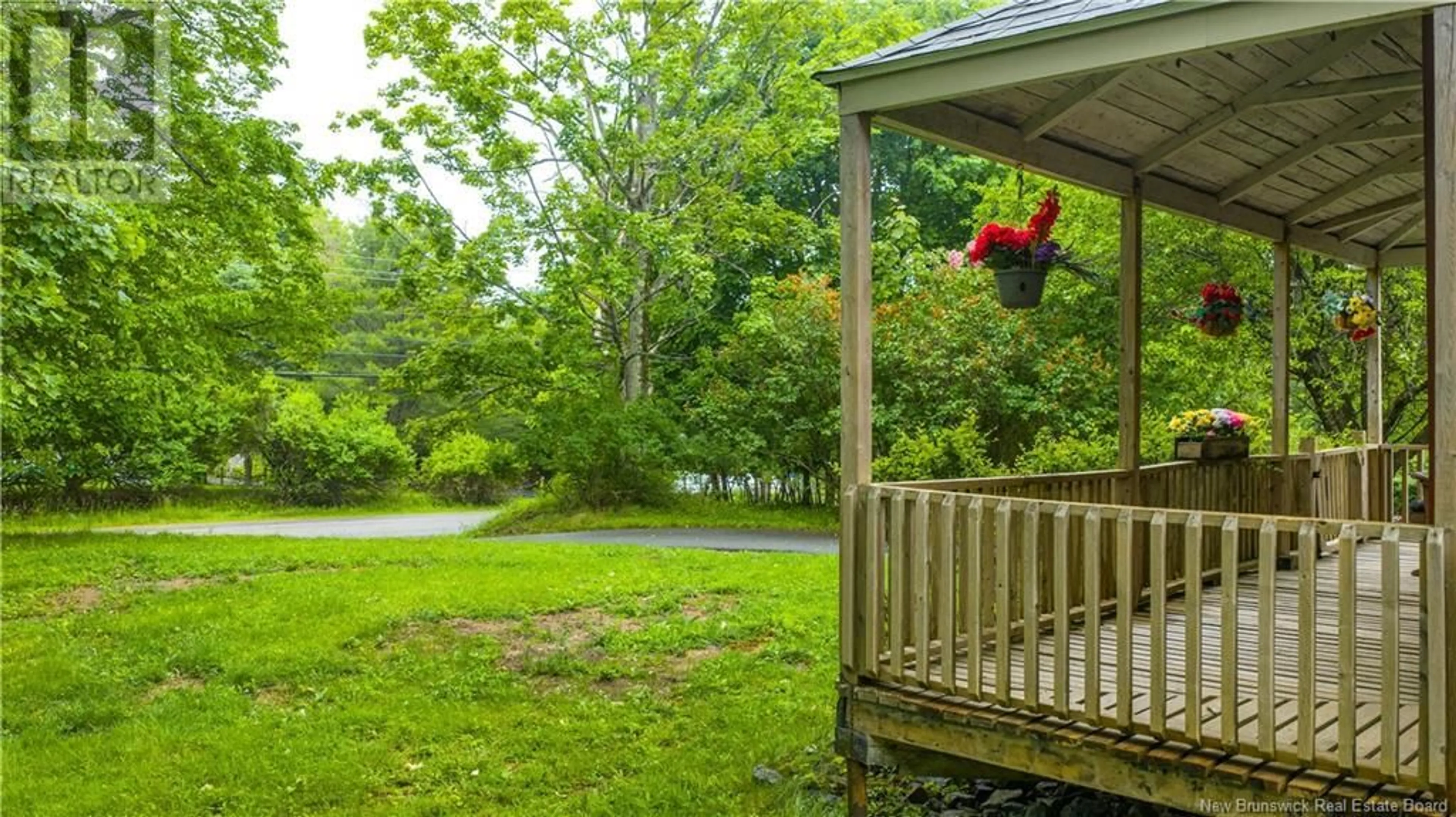 Patio, water/lake/river/ocean view for 28 QUISPAMSIS ROAD, Quispamsis New Brunswick E2E1M4