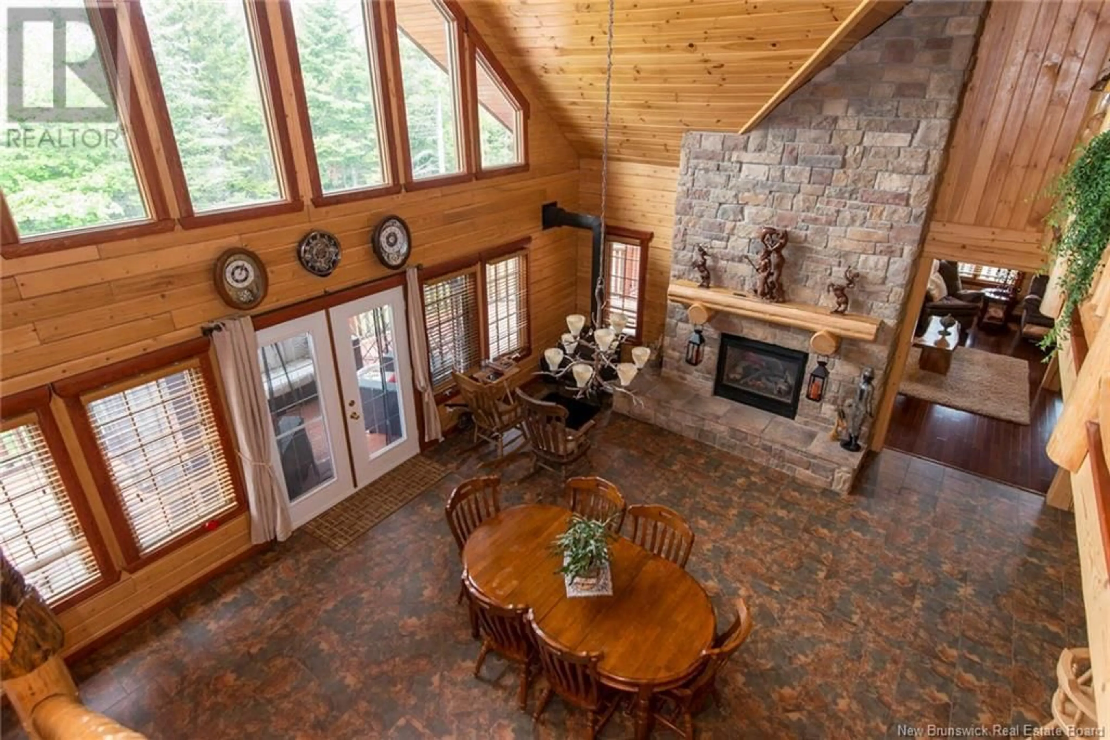 Indoor foyer for 44 TAYLOR LAKE ROAD, Willow Grove New Brunswick E2S1P5