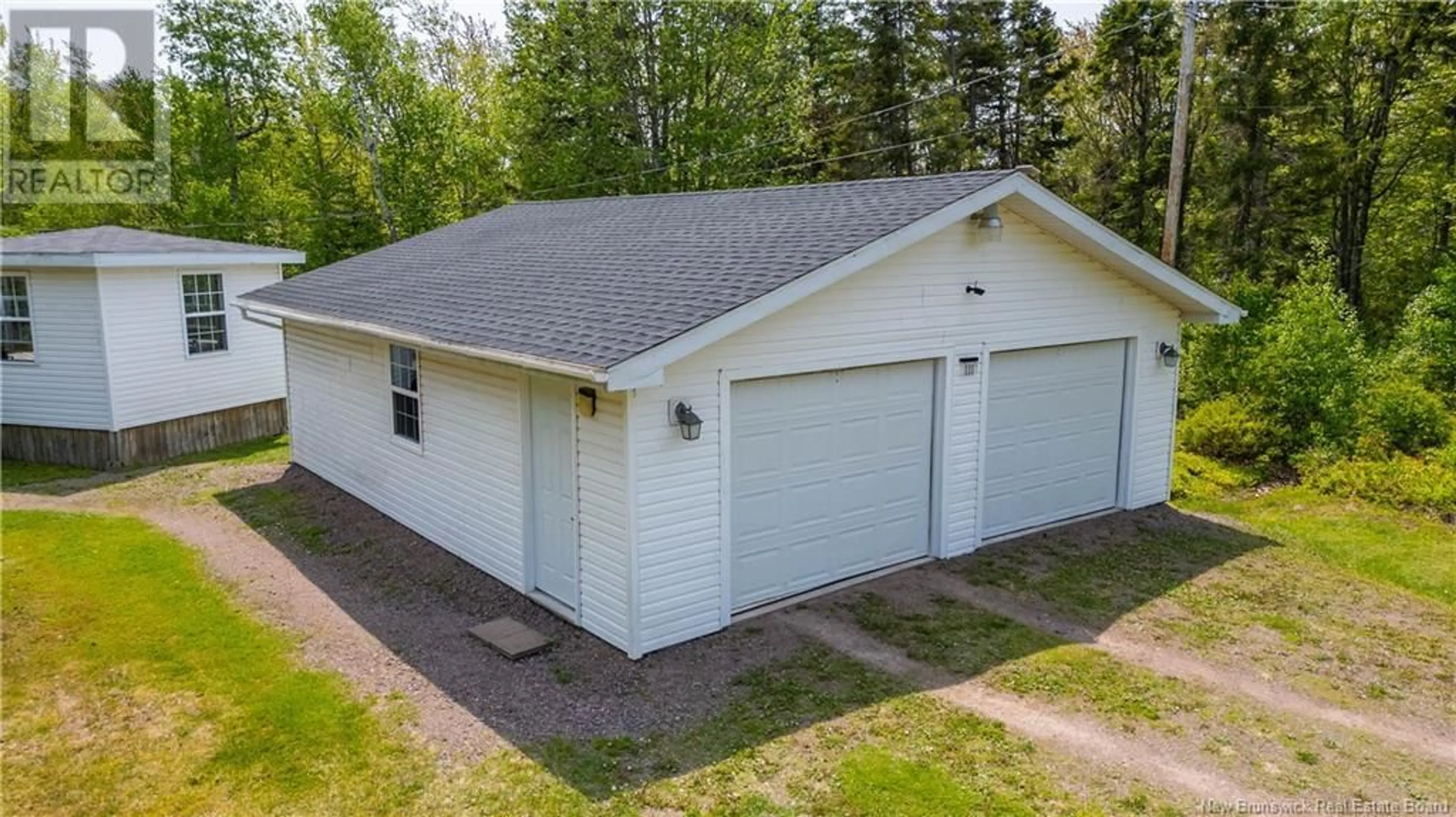 Indoor garage for 111 WALTON'S BEACH ROAD, Murray Corner New Brunswick E4M2M2