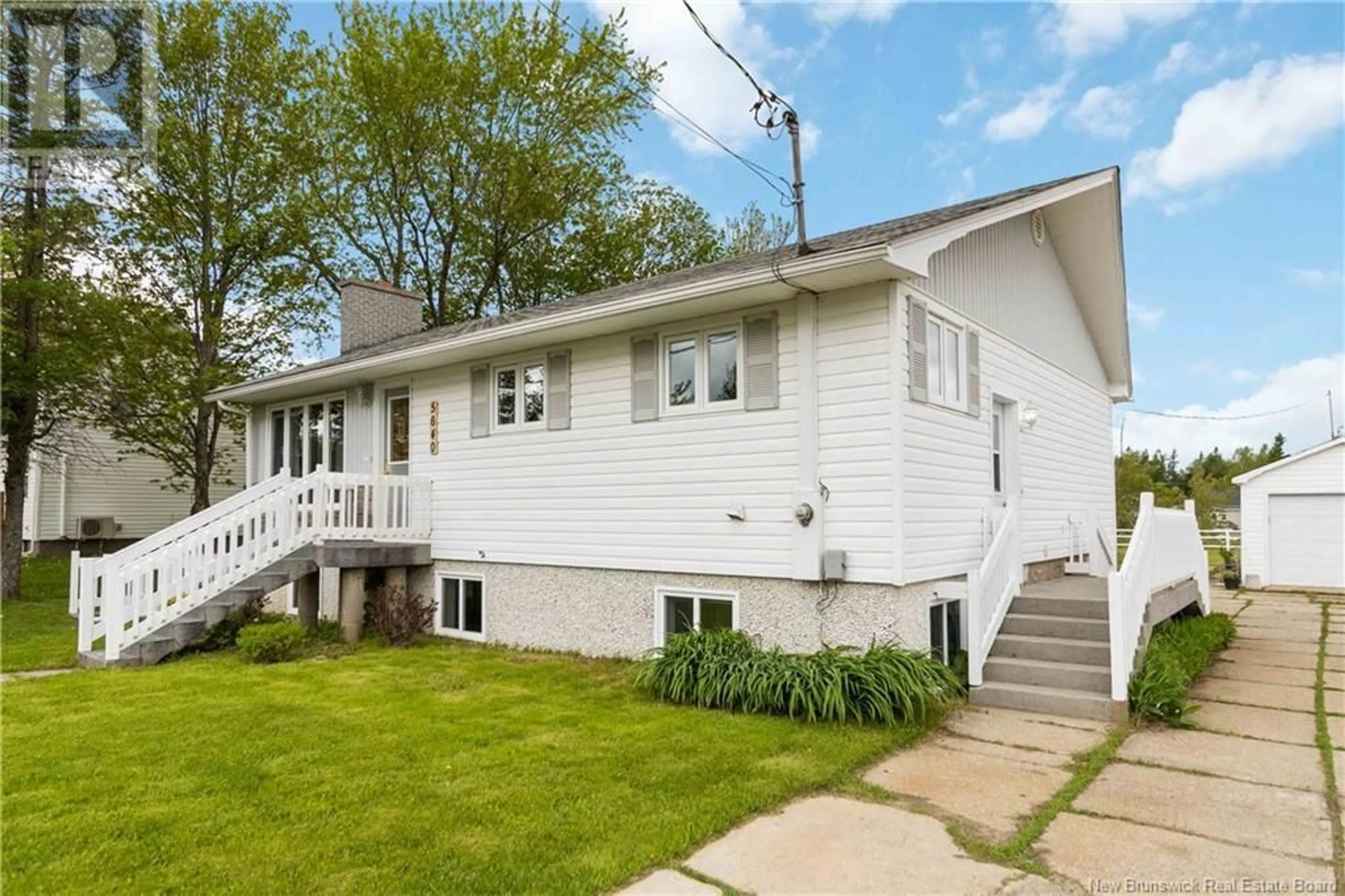 Home with vinyl exterior material, street for 5640 DES ERABLES, Rogersville New Brunswick E4Y1K7