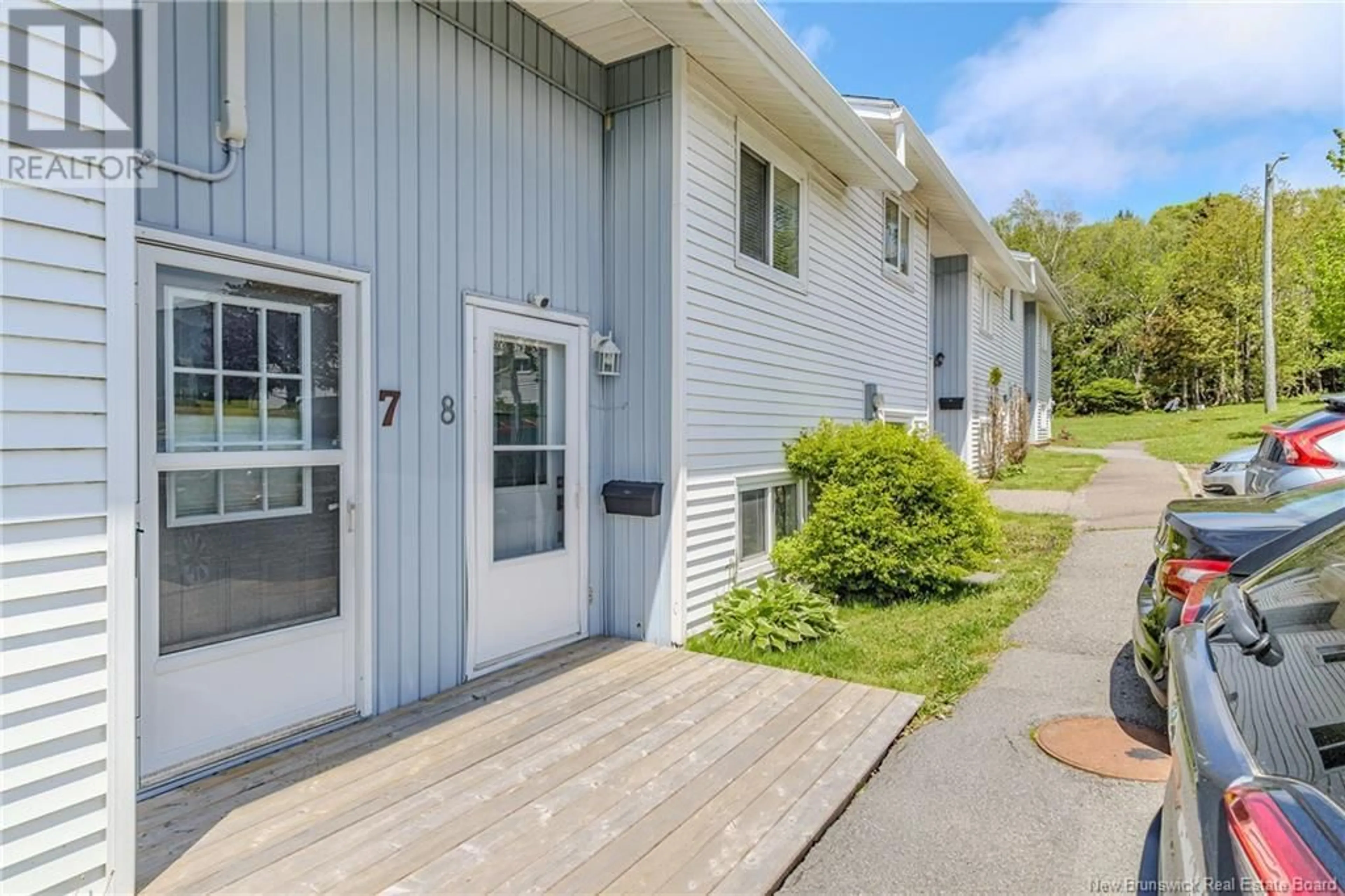 Unknown for 8 WOODSIDE, Saint John New Brunswick E2J3T8