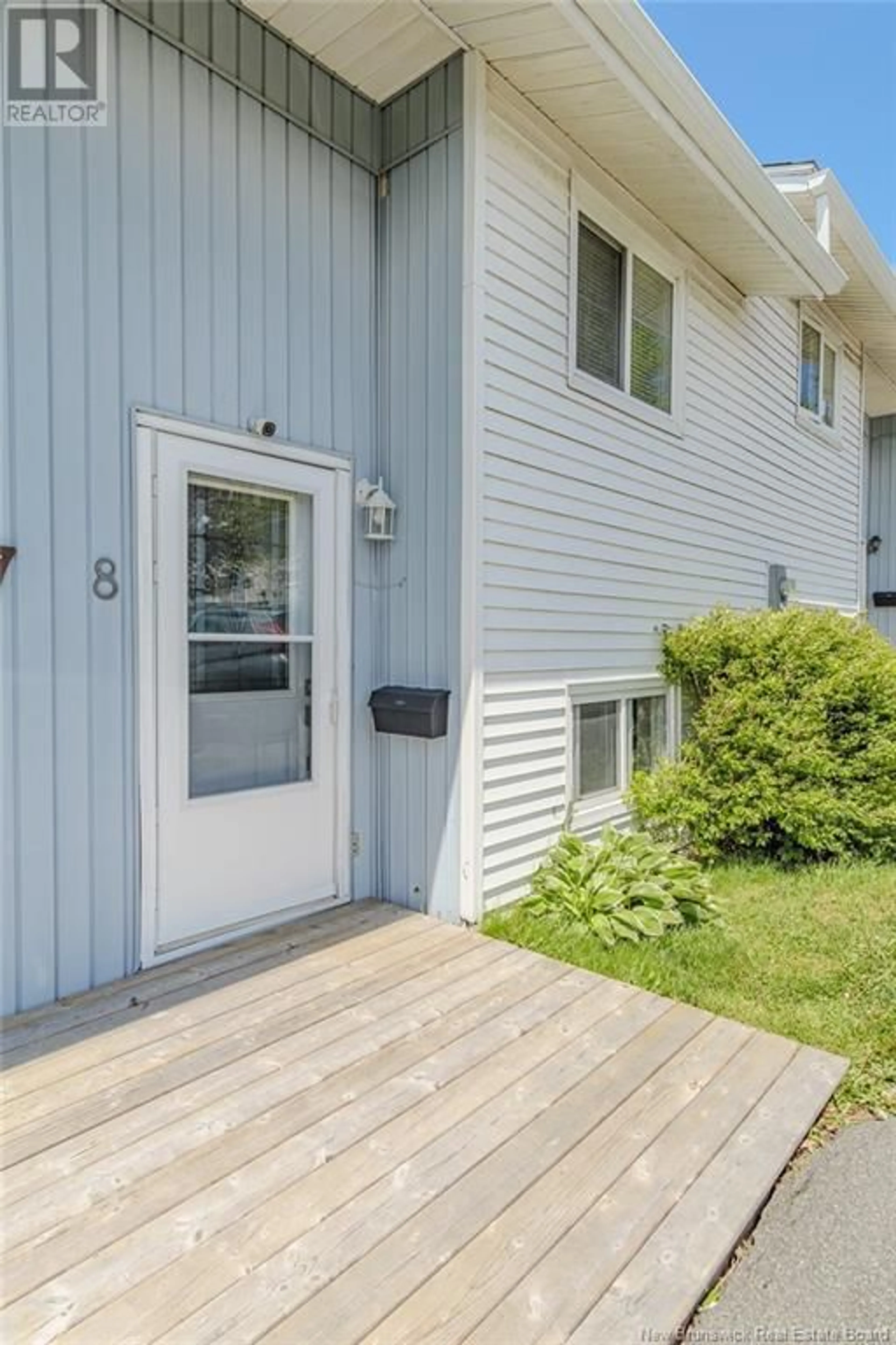Unknown for 8 WOODSIDE, Saint John New Brunswick E2J3T8