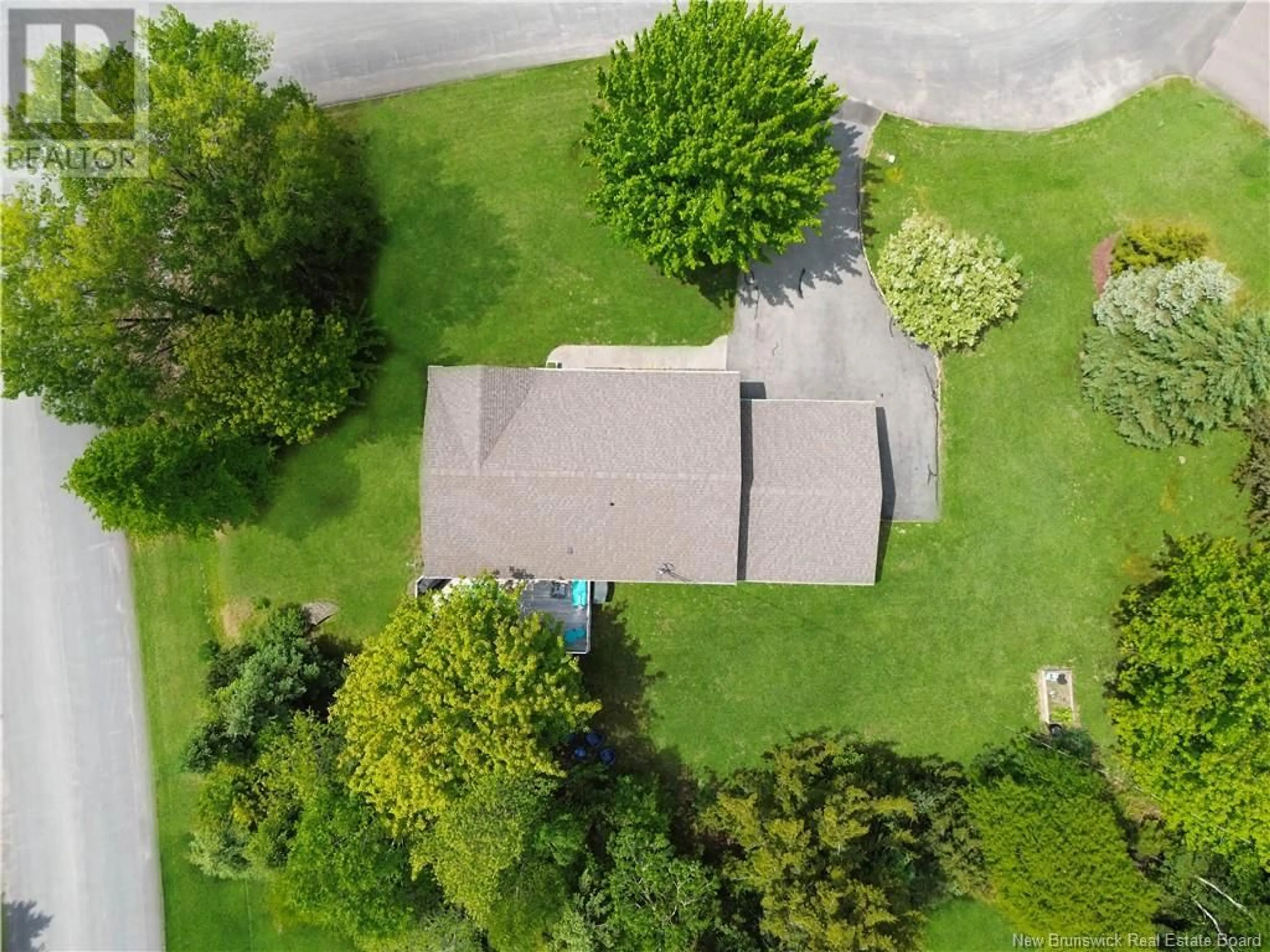 A pic from outside/outdoor area/front of a property/back of a property/a pic from drone, street for 2 PHOENIX COURT, Rothesay New Brunswick E2E4Y1