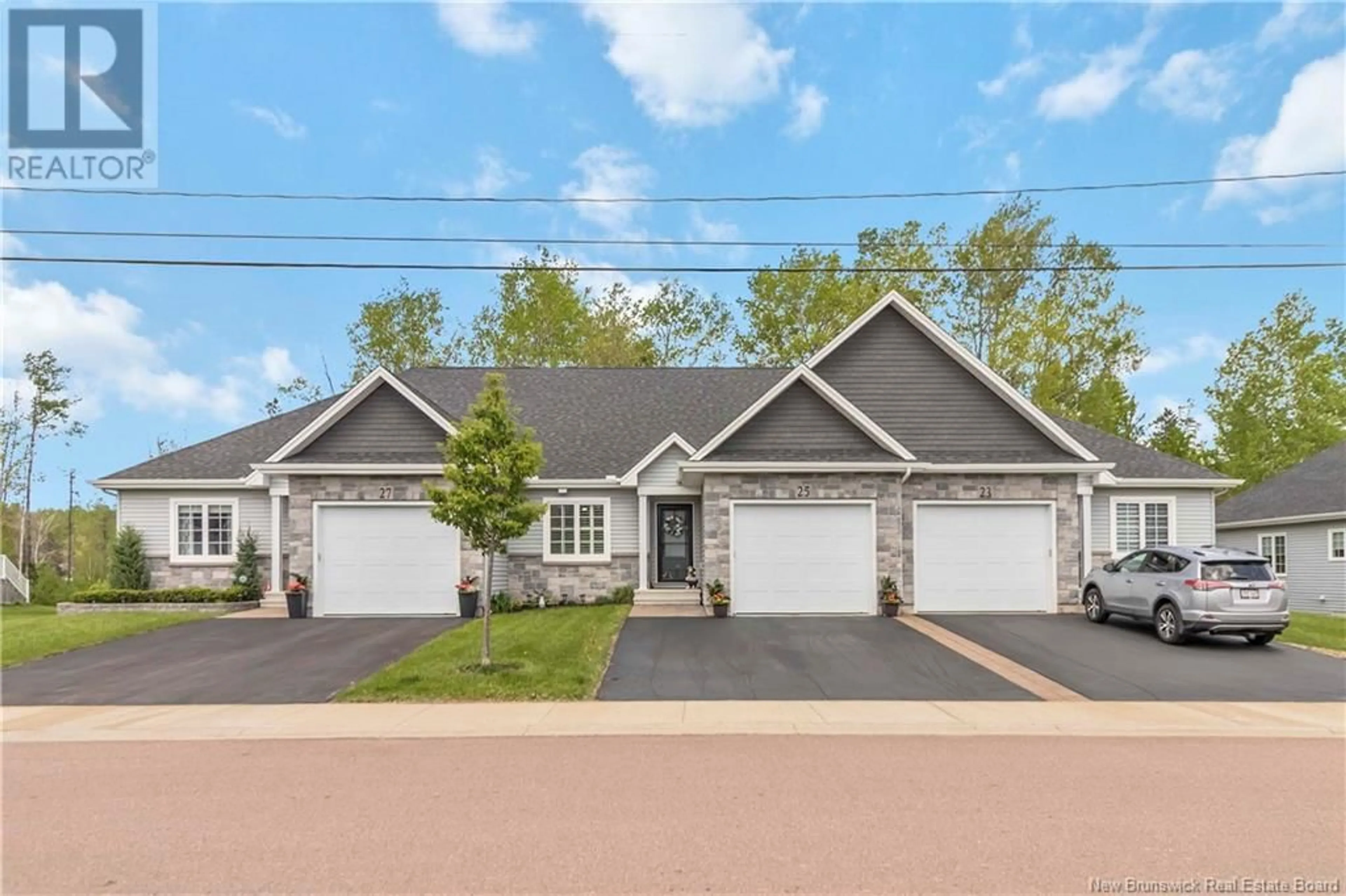 Unknown for 25 DELPECH COURT, Moncton New Brunswick E1G1X7