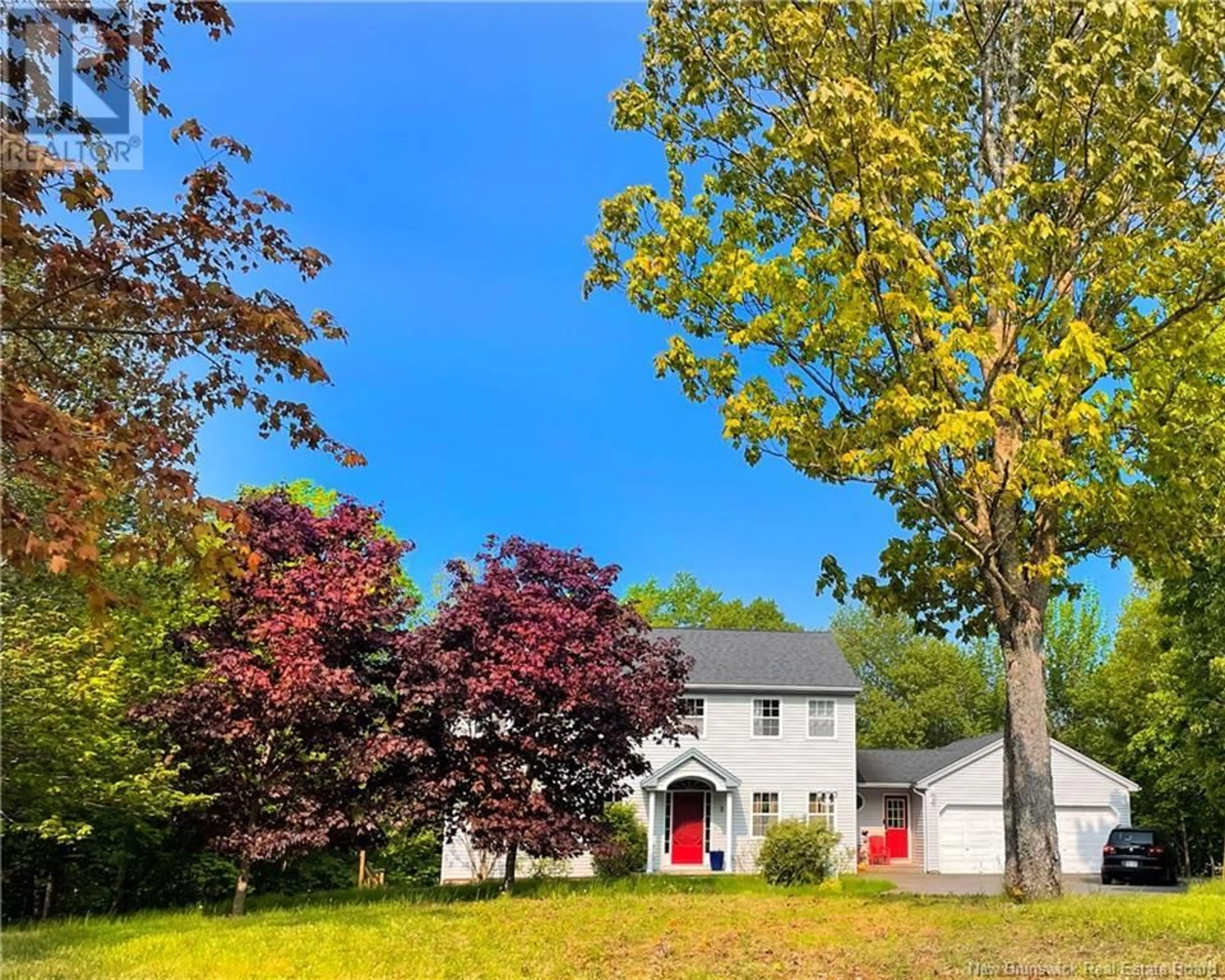 A pic from outside/outdoor area/front of a property/back of a property/a pic from drone, street for 8 CHARLESTON COURT, Quispamsis New Brunswick E2E4W9
