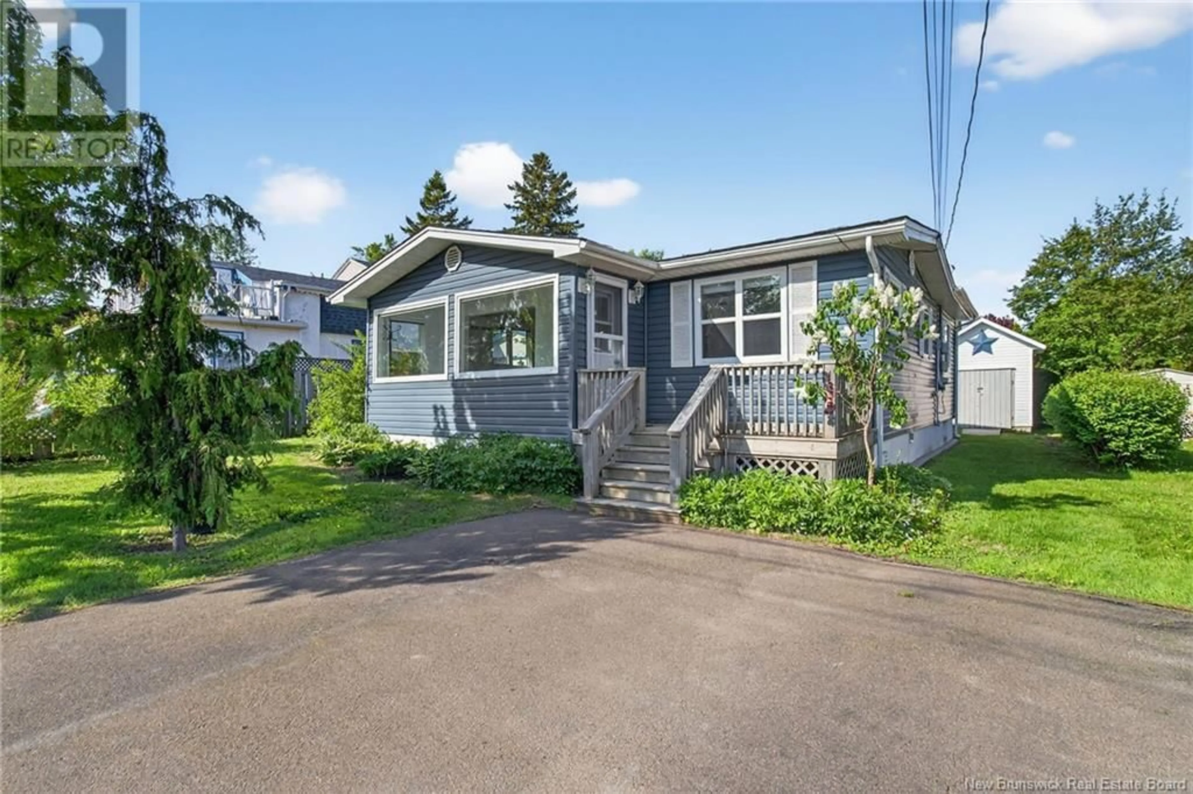 Home with vinyl exterior material, street for 135 BROWN, Shediac New Brunswick E4P1J6