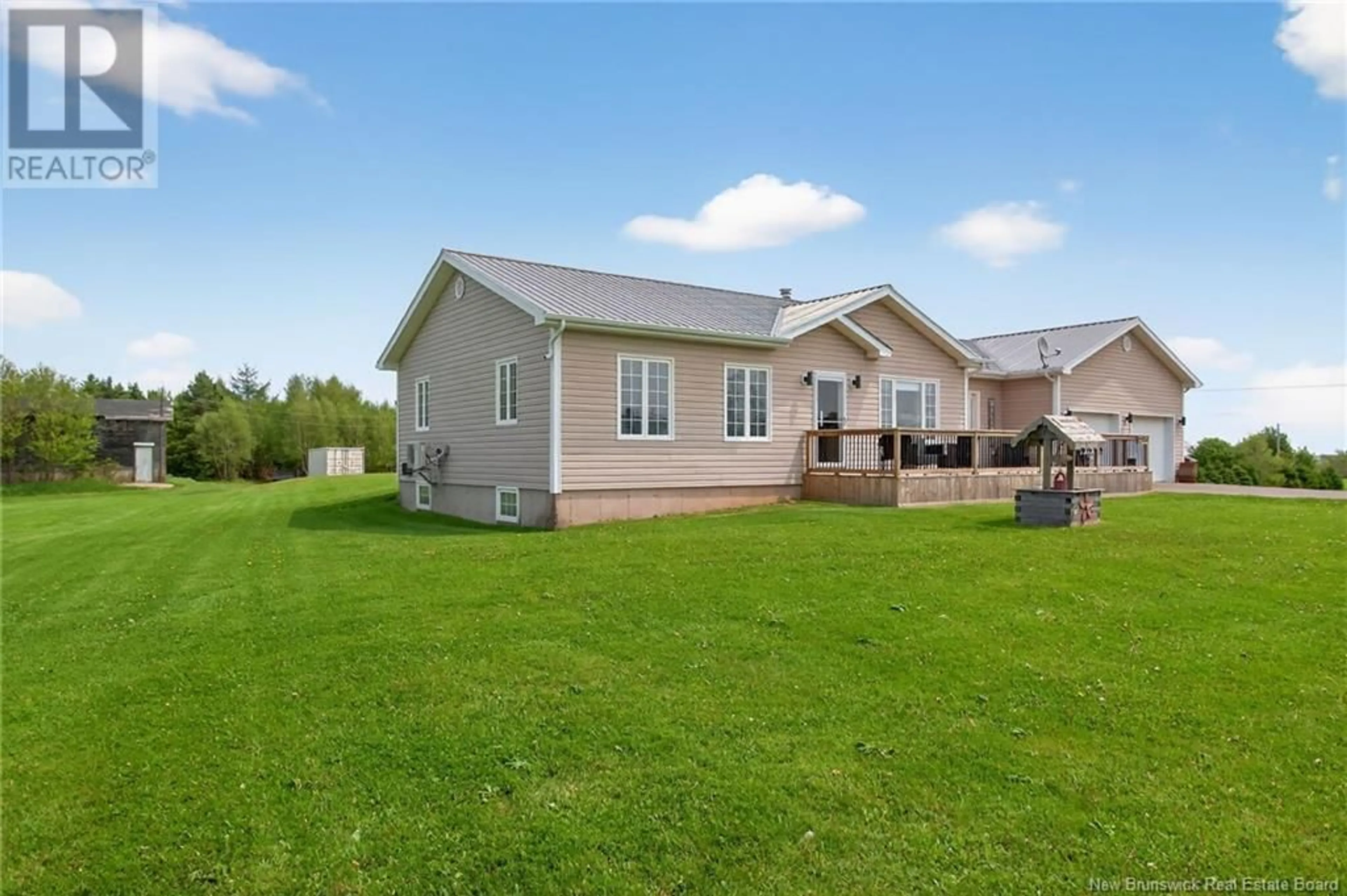 Home with vinyl exterior material, water/lake/river/ocean view for 2064 RTE 950, Petit-Cap New Brunswick E4N2J6
