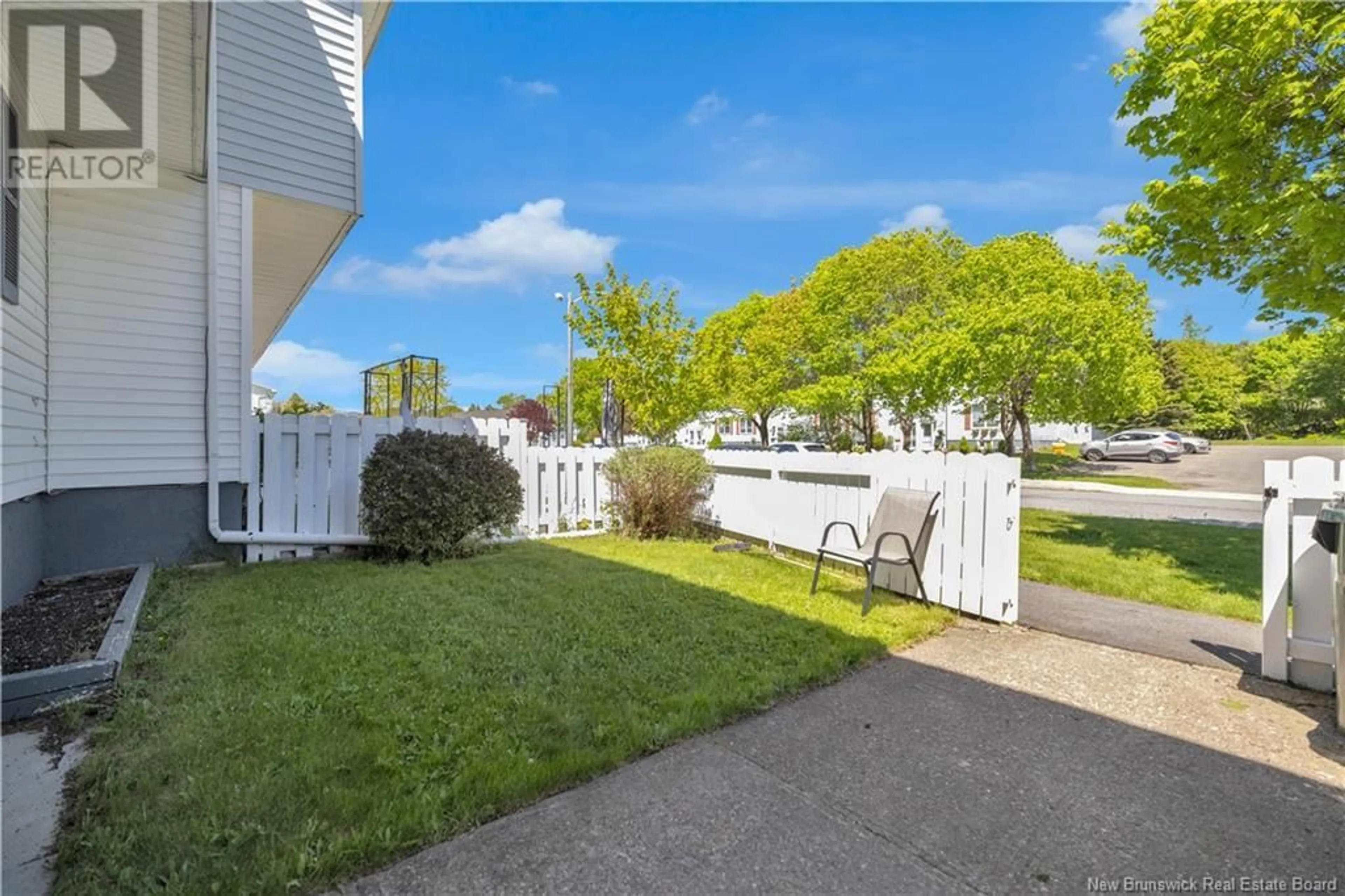 A pic from outside/outdoor area/front of a property/back of a property/a pic from drone, street for 508 TARTAN STREET, Saint John New Brunswick E2K2R7