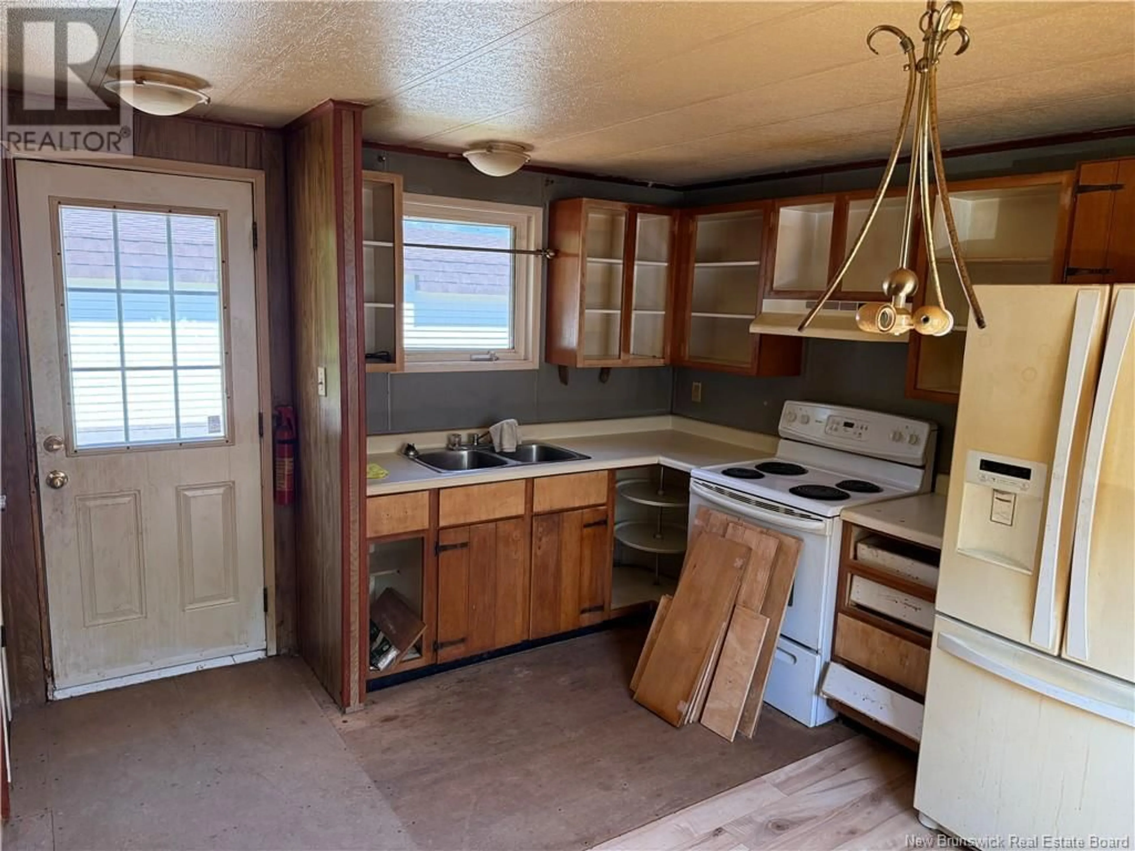 Standard kitchen, unknown for 21 ROCKET AVENUE, Moncton New Brunswick E1E2J2