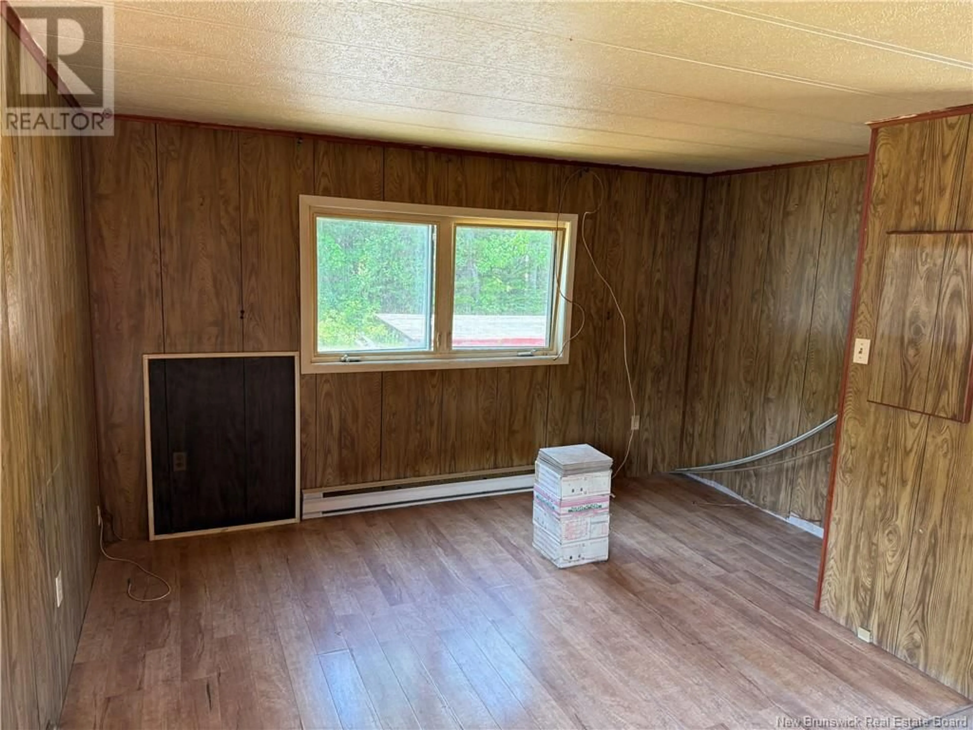 A pic of a room for 21 ROCKET AVENUE, Moncton New Brunswick E1E2J2