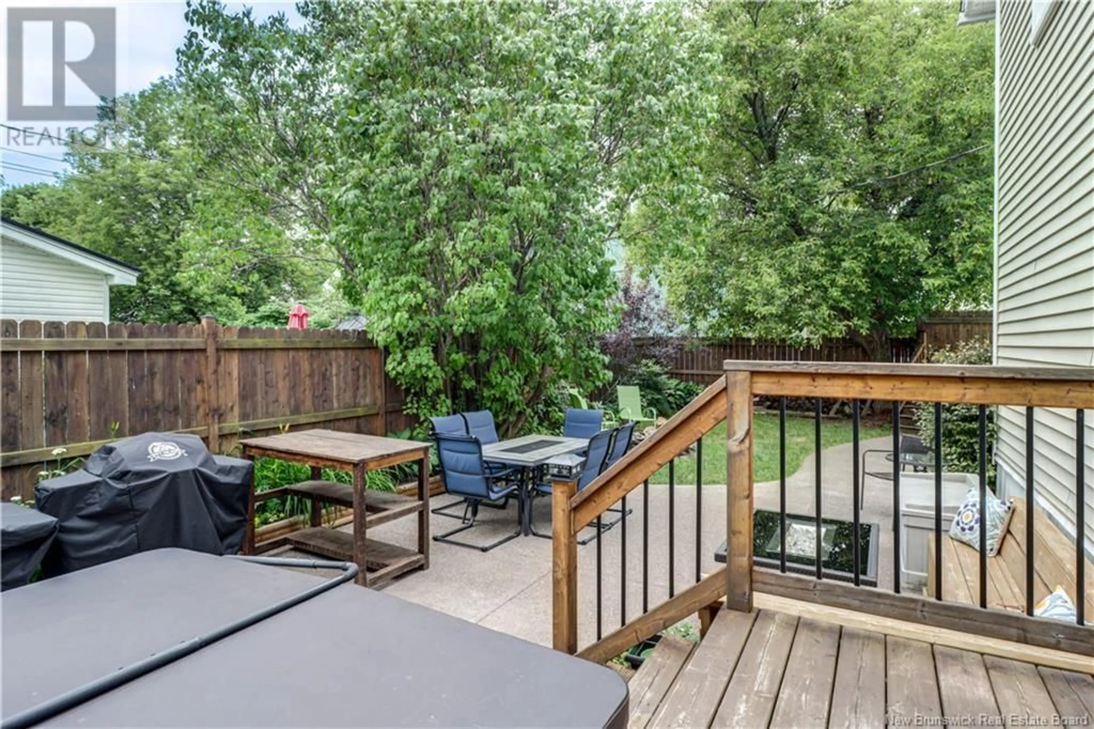 Patio, street for 64 PARK STREET, Sussex New Brunswick E4E1V1