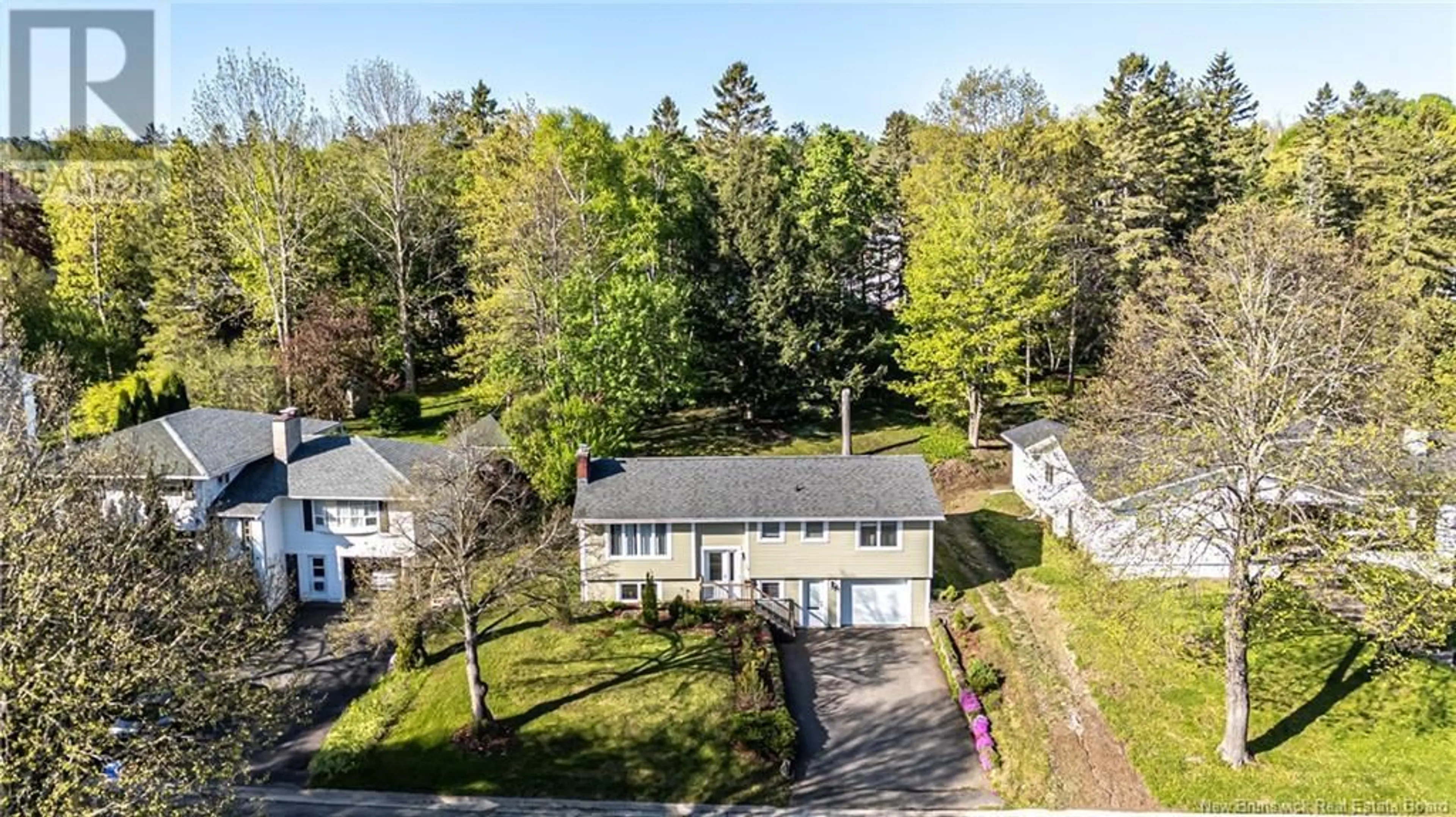 A pic from outside/outdoor area/front of a property/back of a property/a pic from drone, street for 164 LYNHAVEN STREET, Fredericton New Brunswick E3B2V4